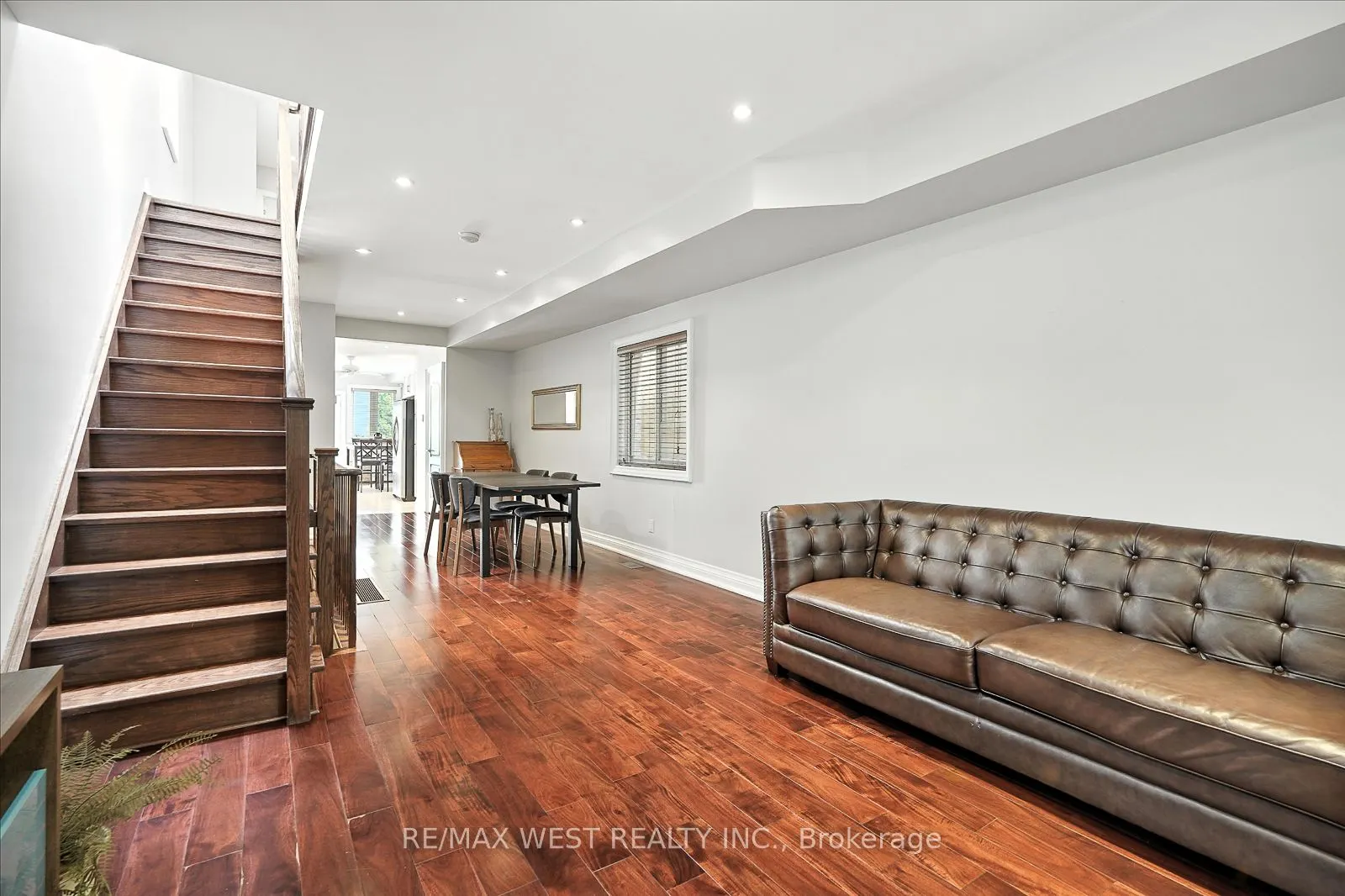 165 Caledonia Road
