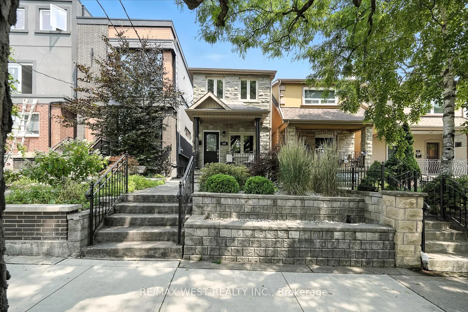 165 Caledonia Road