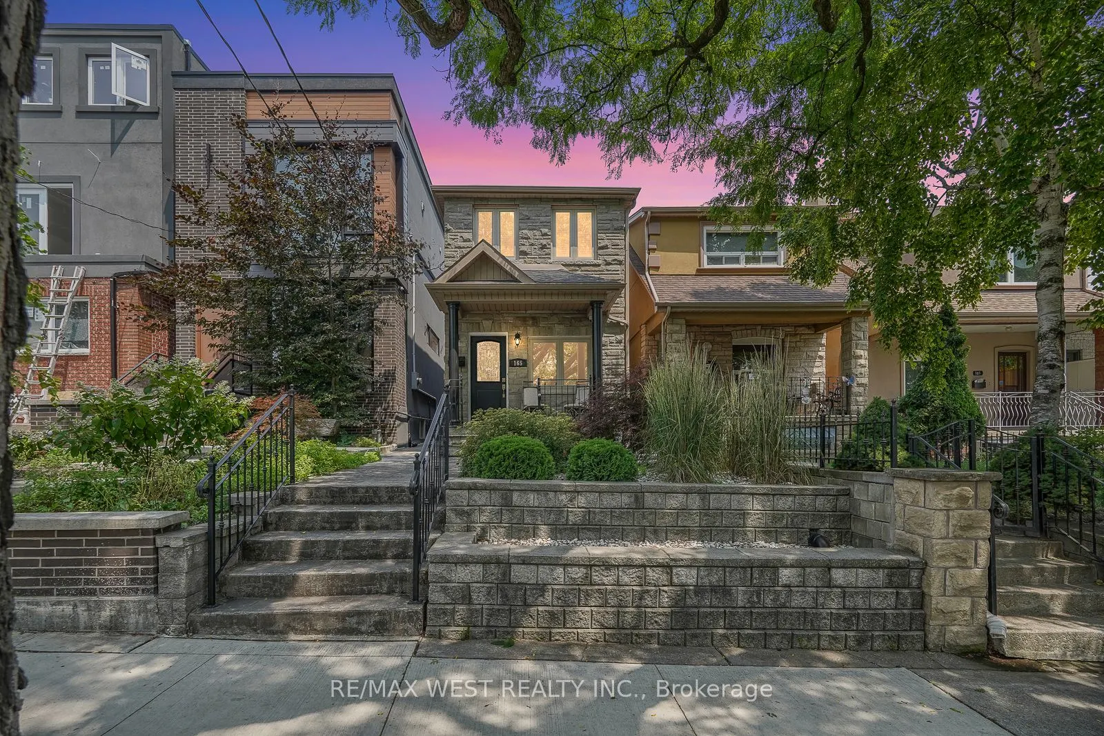 165 Caledonia Road