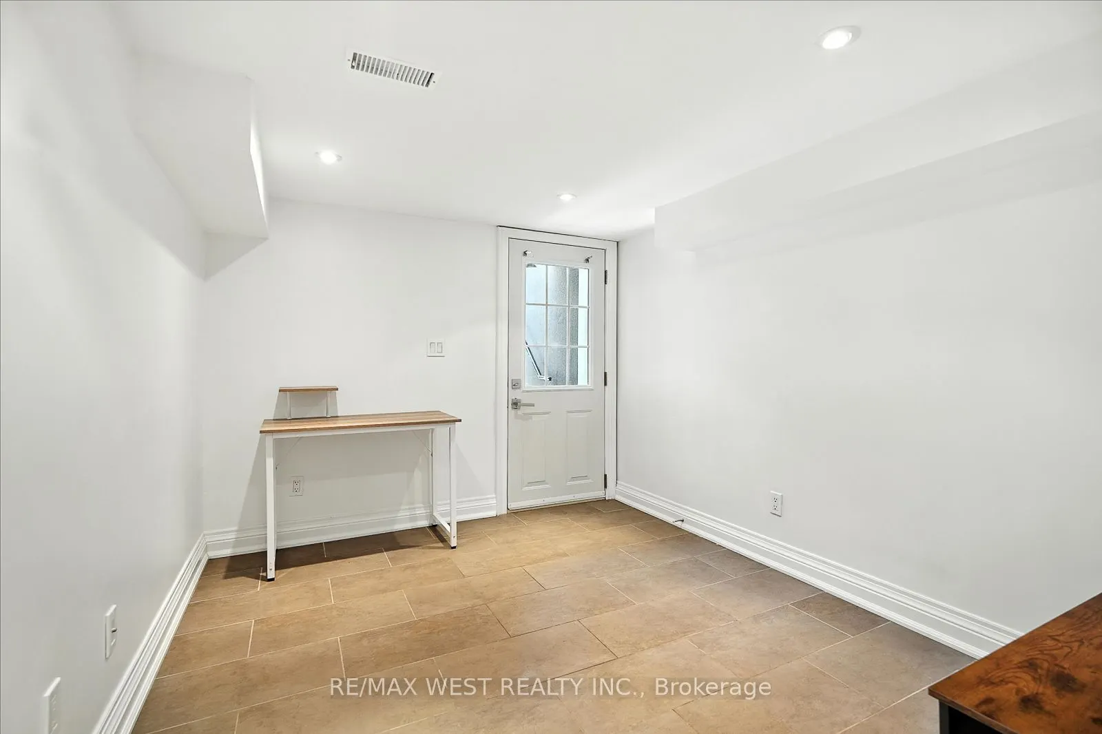 165 Caledonia Road