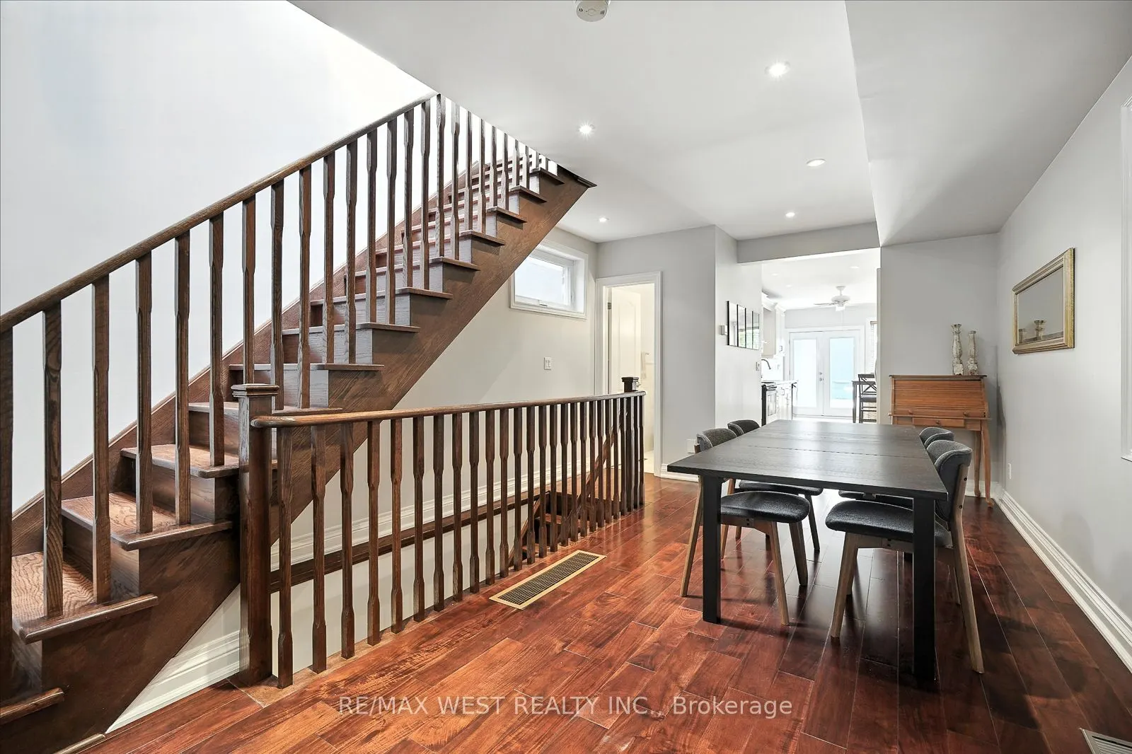 165 Caledonia Road