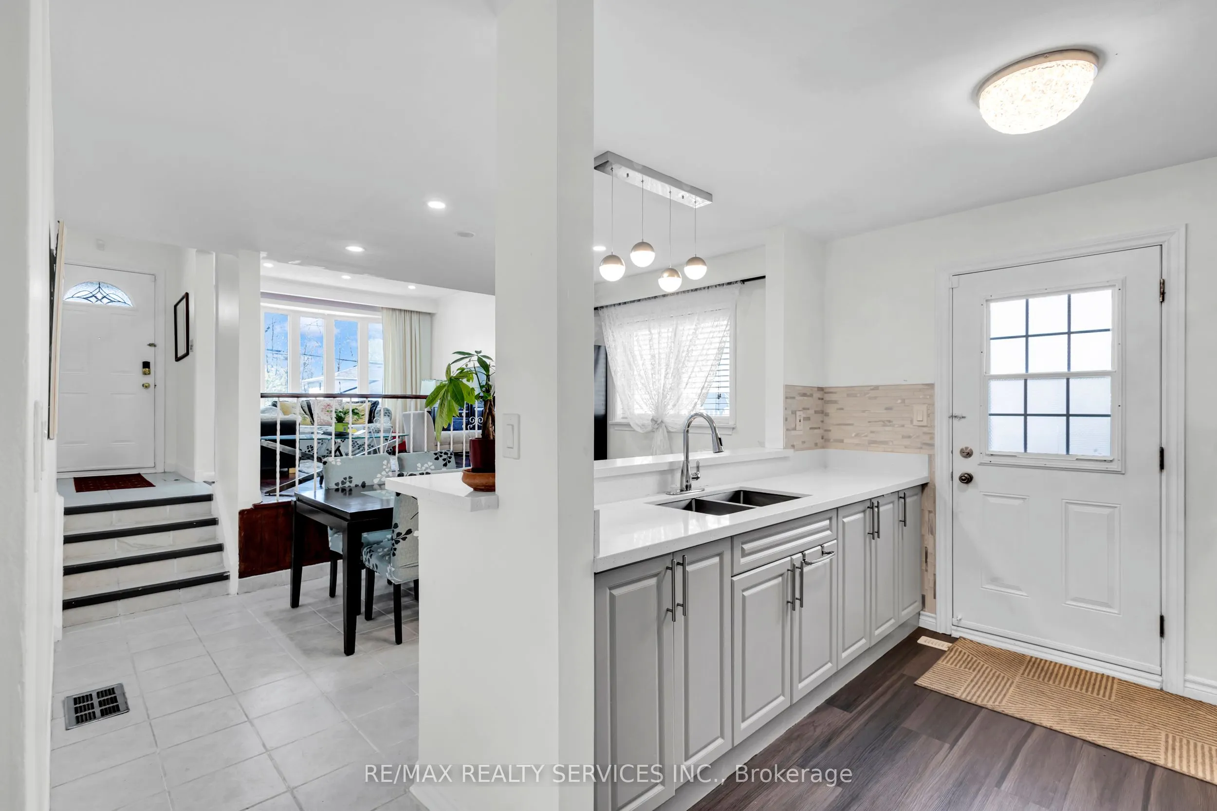 67 Northover Street