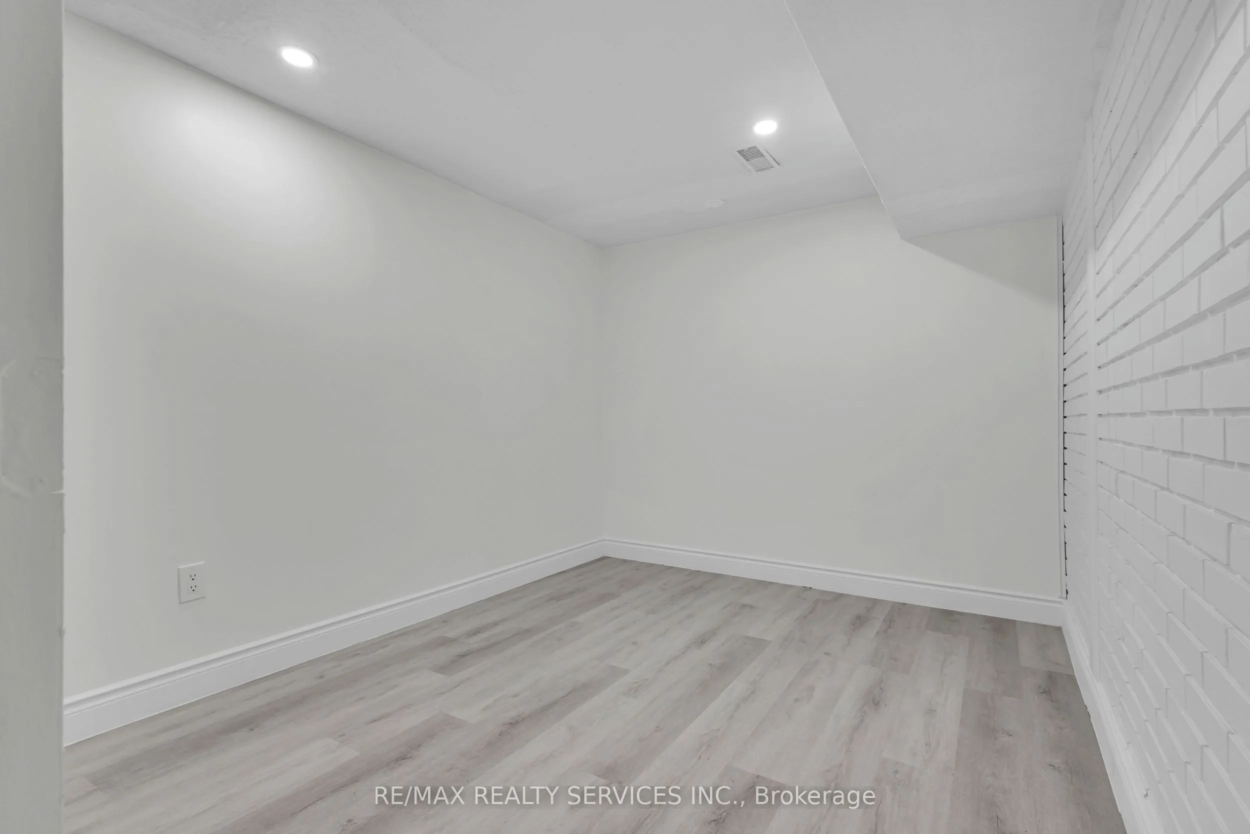 67 Northover Street