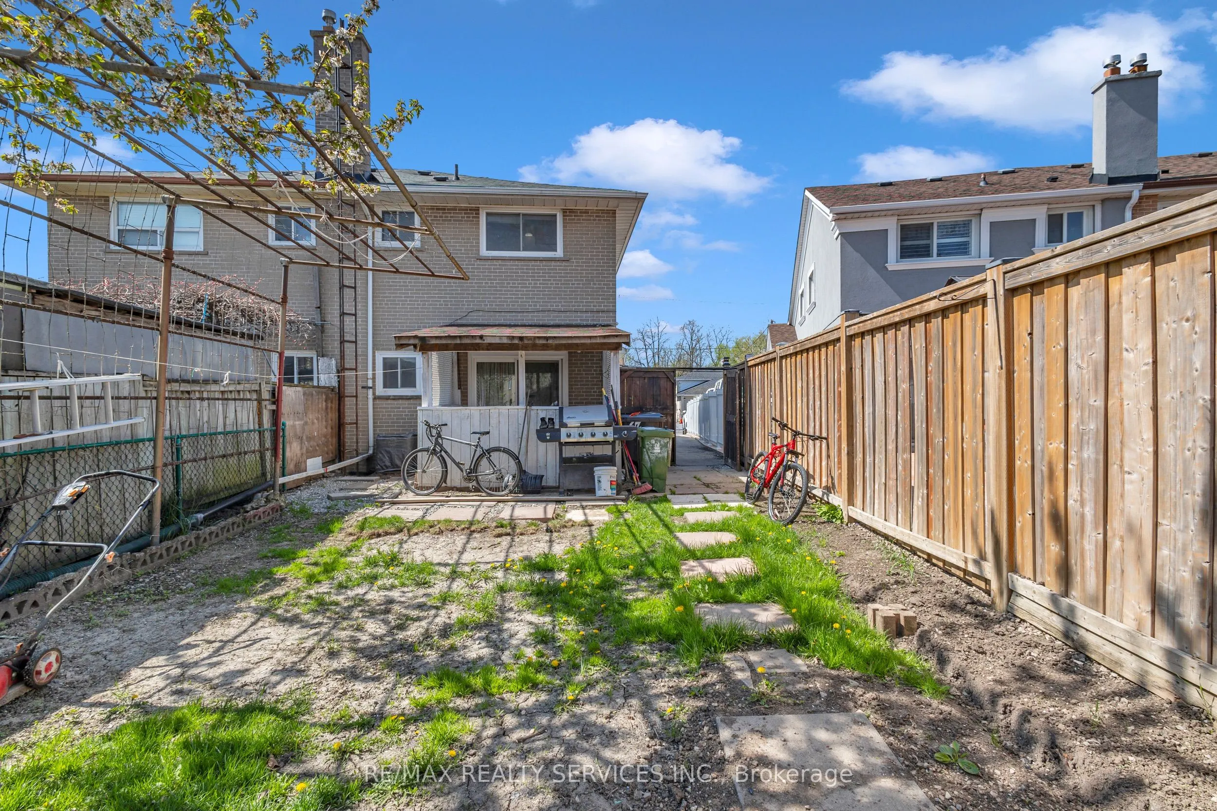 67 Northover Street