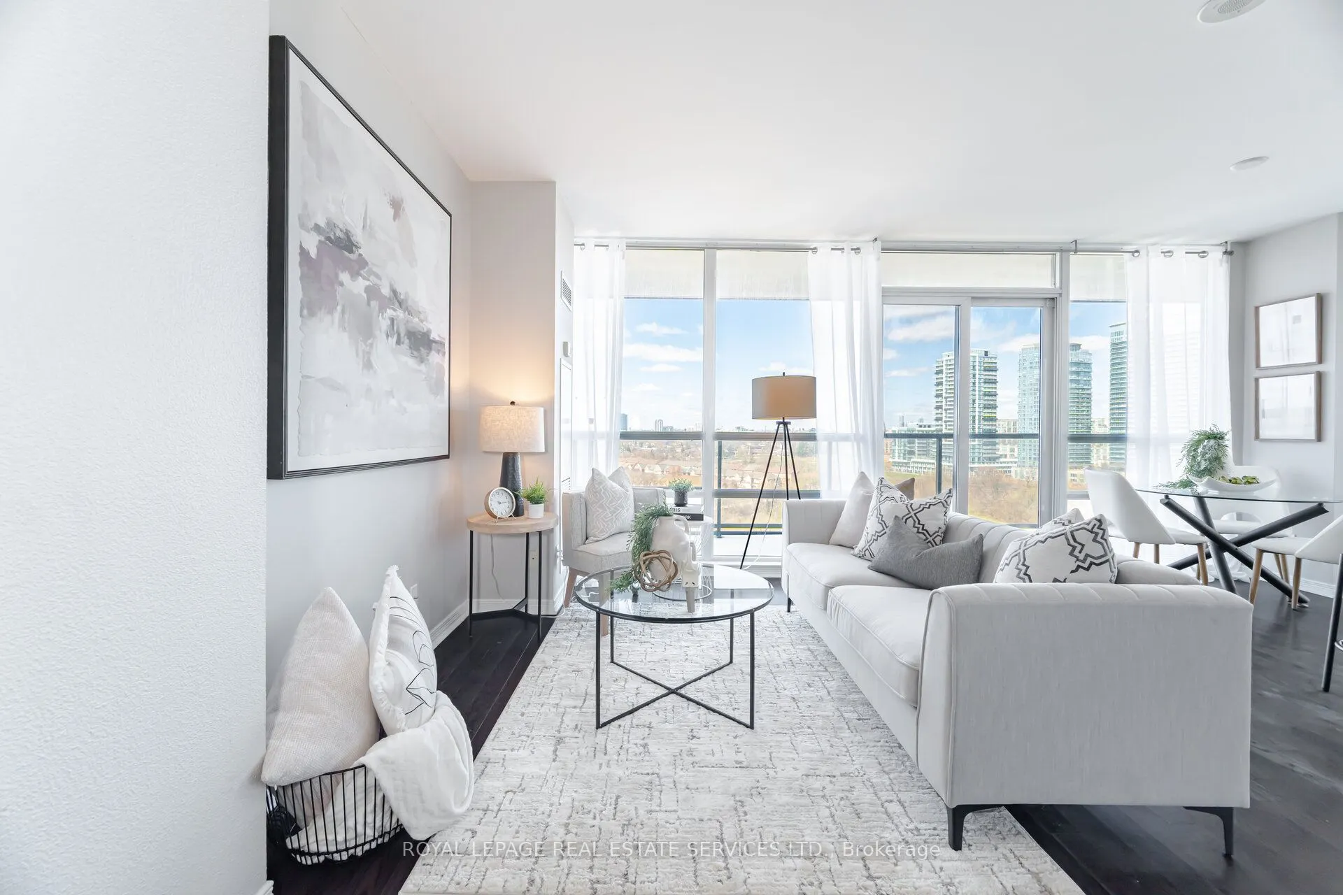 15 Legion Road, #1404