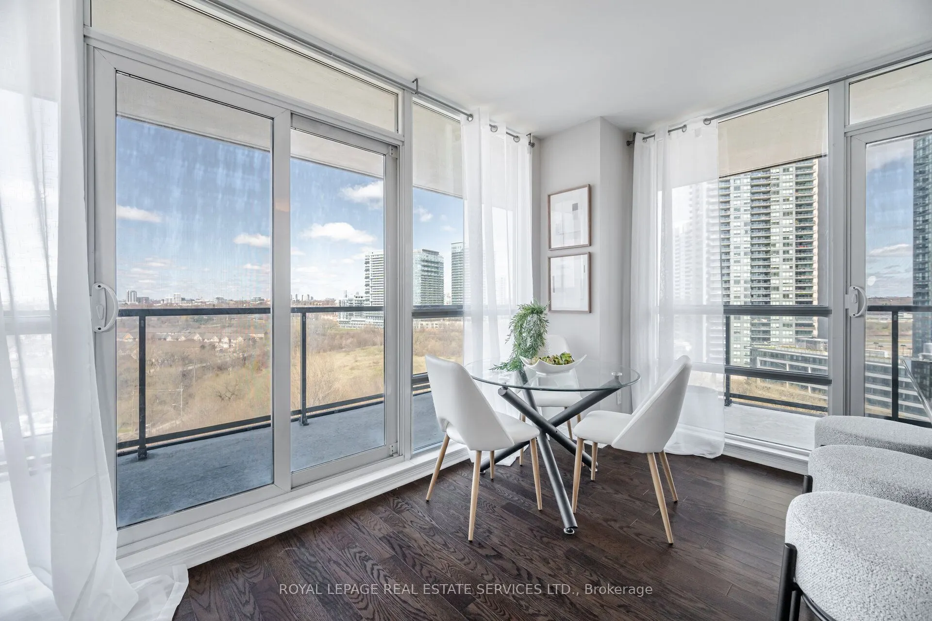 15 Legion Road, #1404