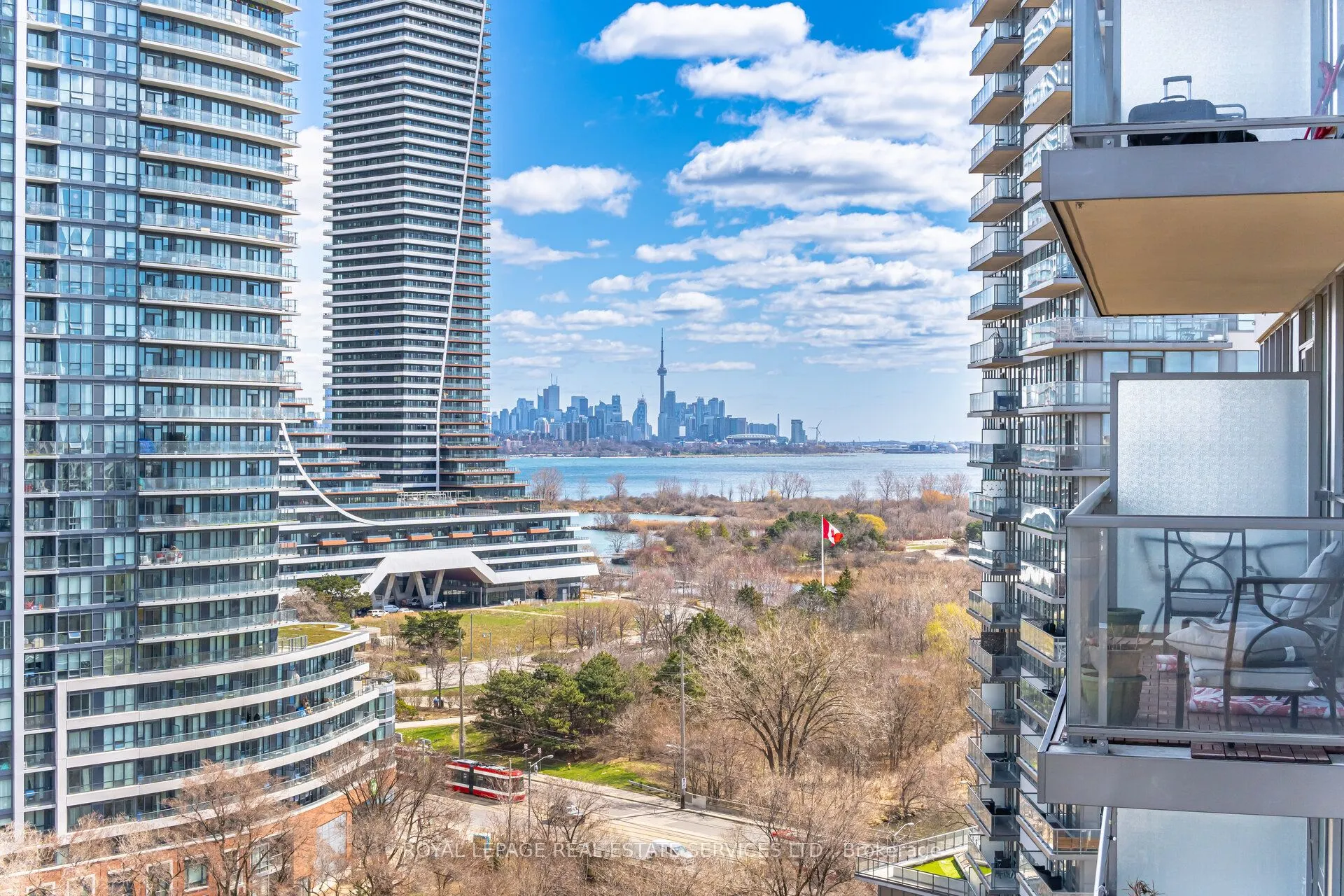 15 Legion Road, #1404