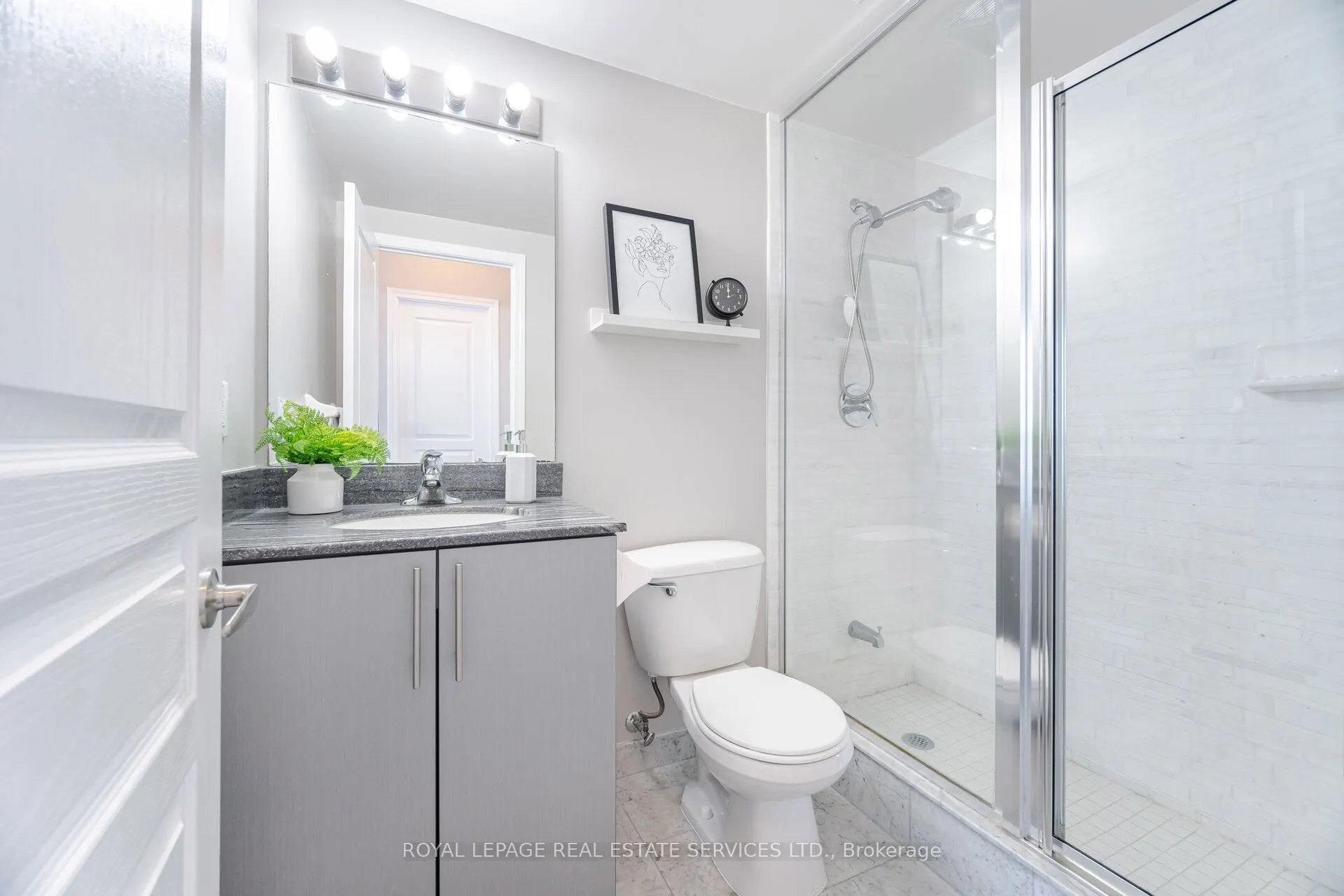 15 Legion Road, #1404