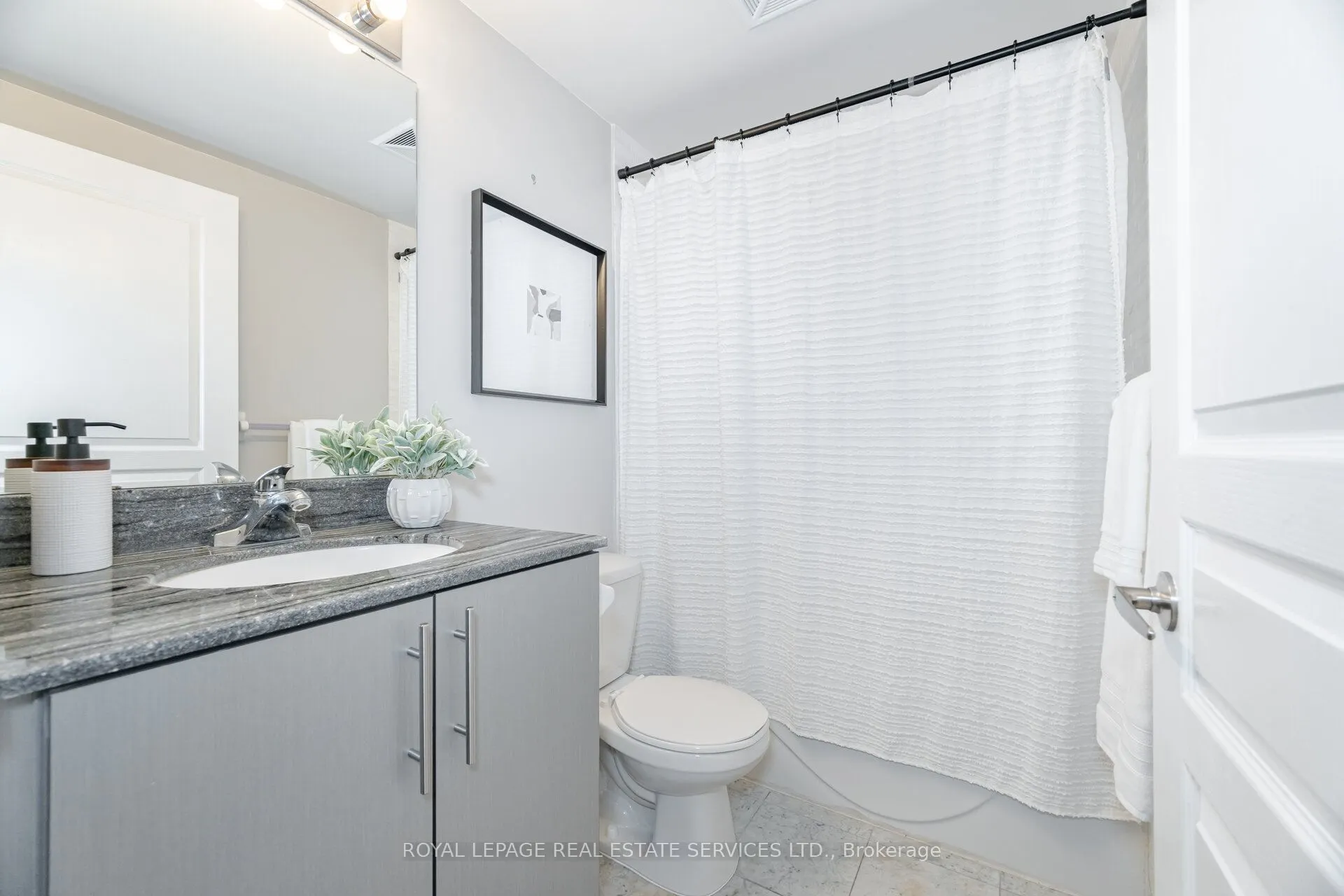 15 Legion Road, #1404