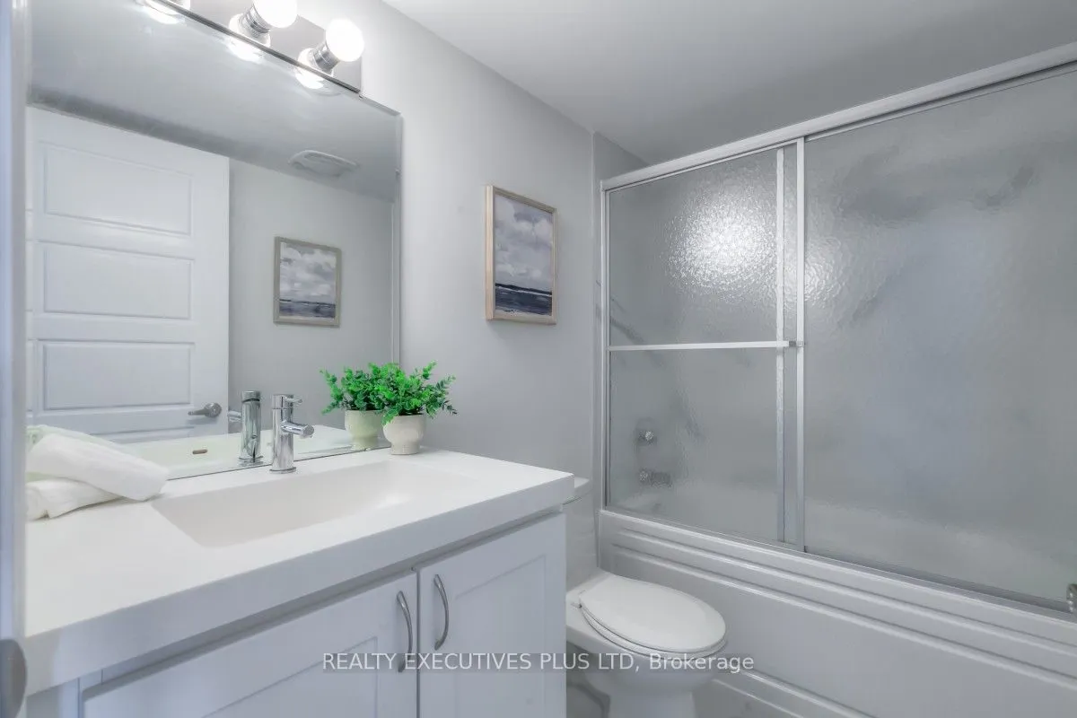 173 William Duncan Road, #2