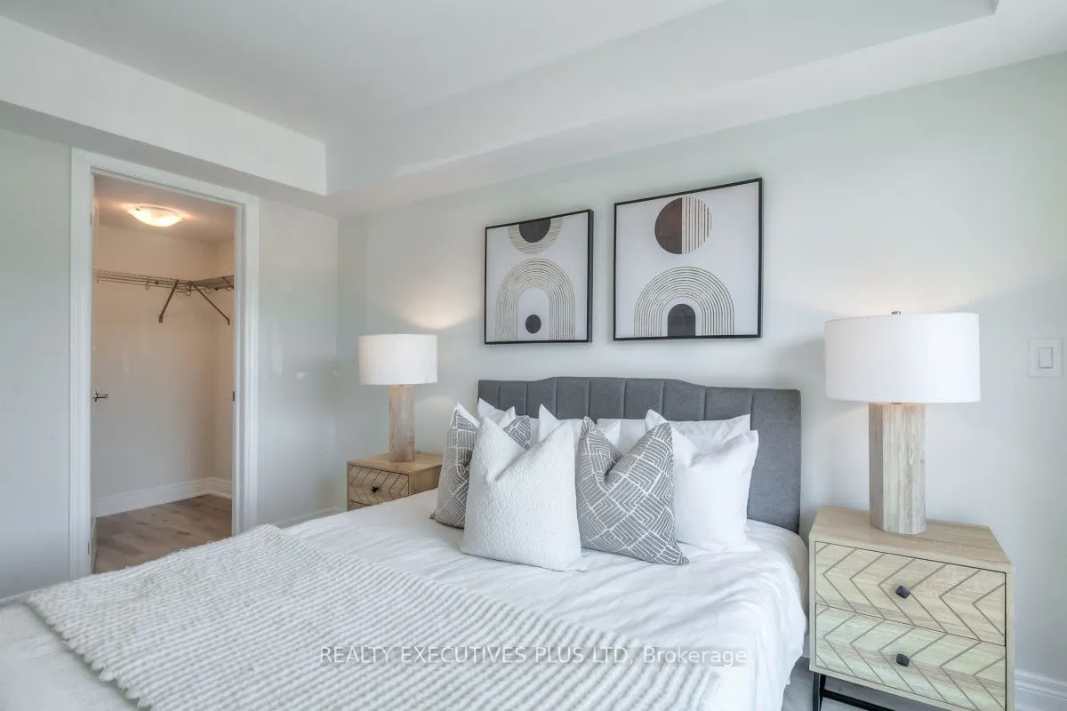 173 William Duncan Road, #2