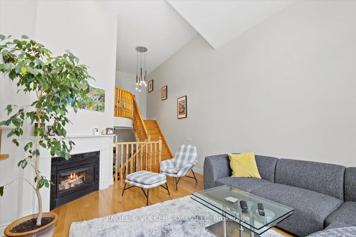 135 Tawny Crescent