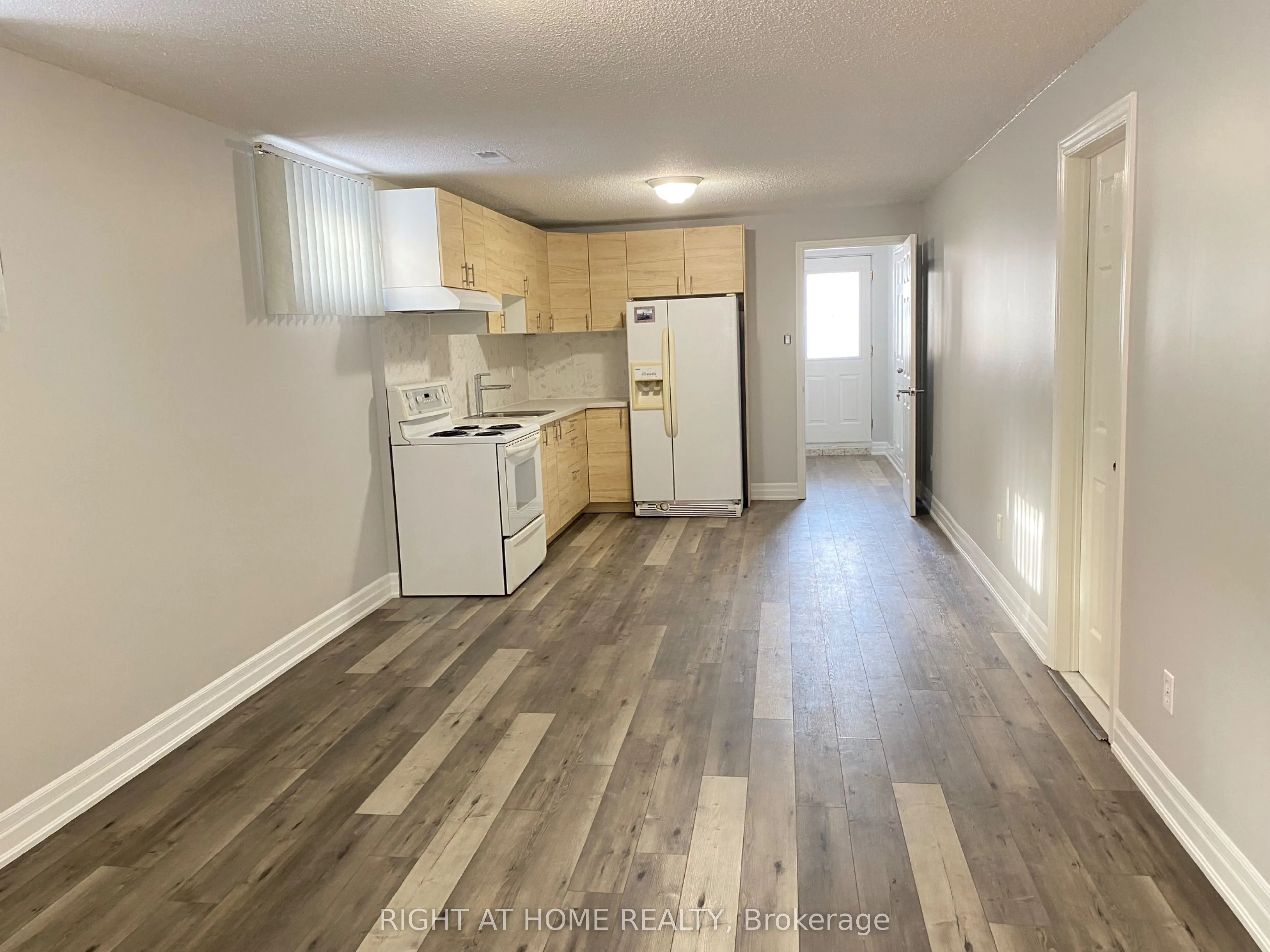 1157 Meander Court, #Lower