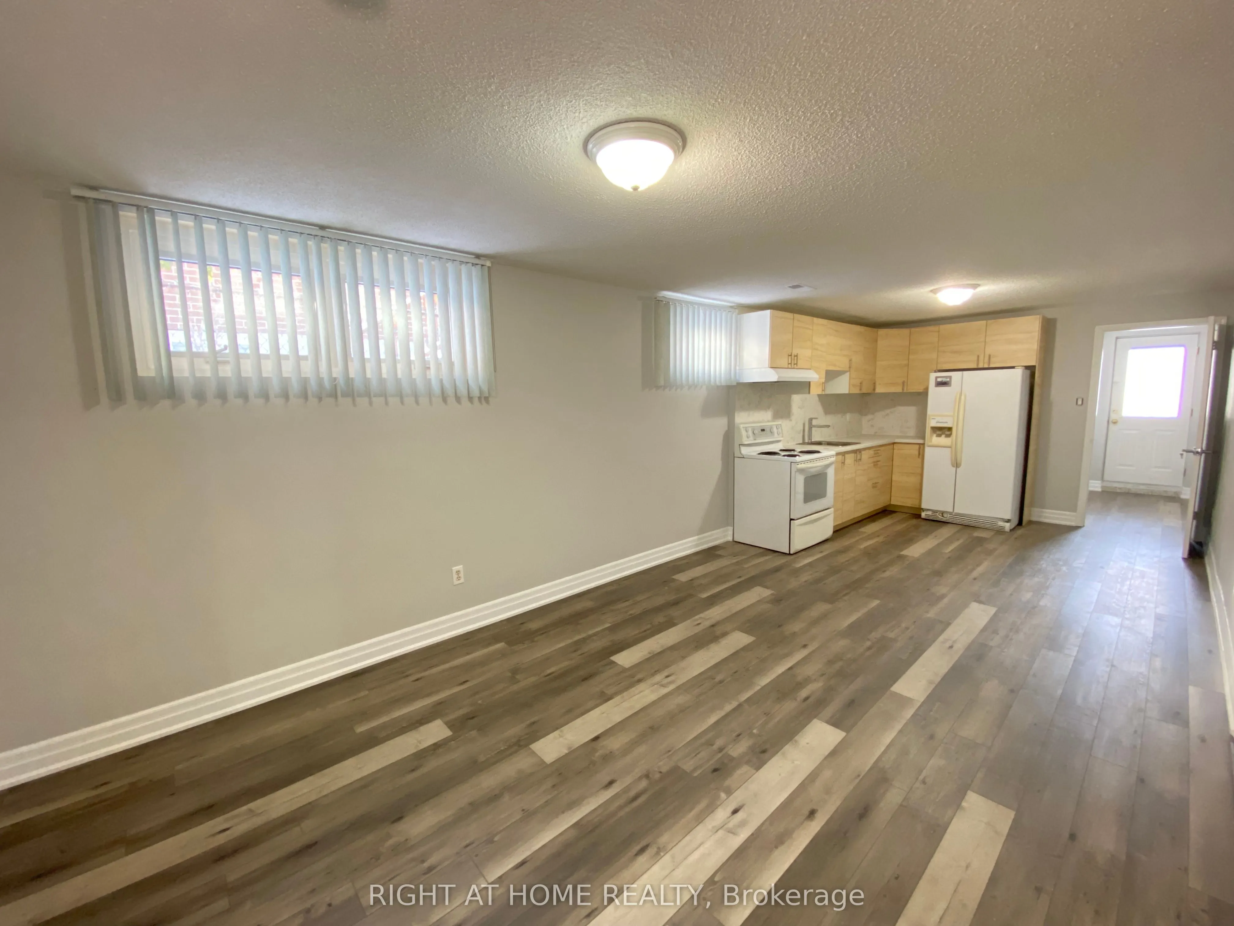 1157 Meander Court, #Lower