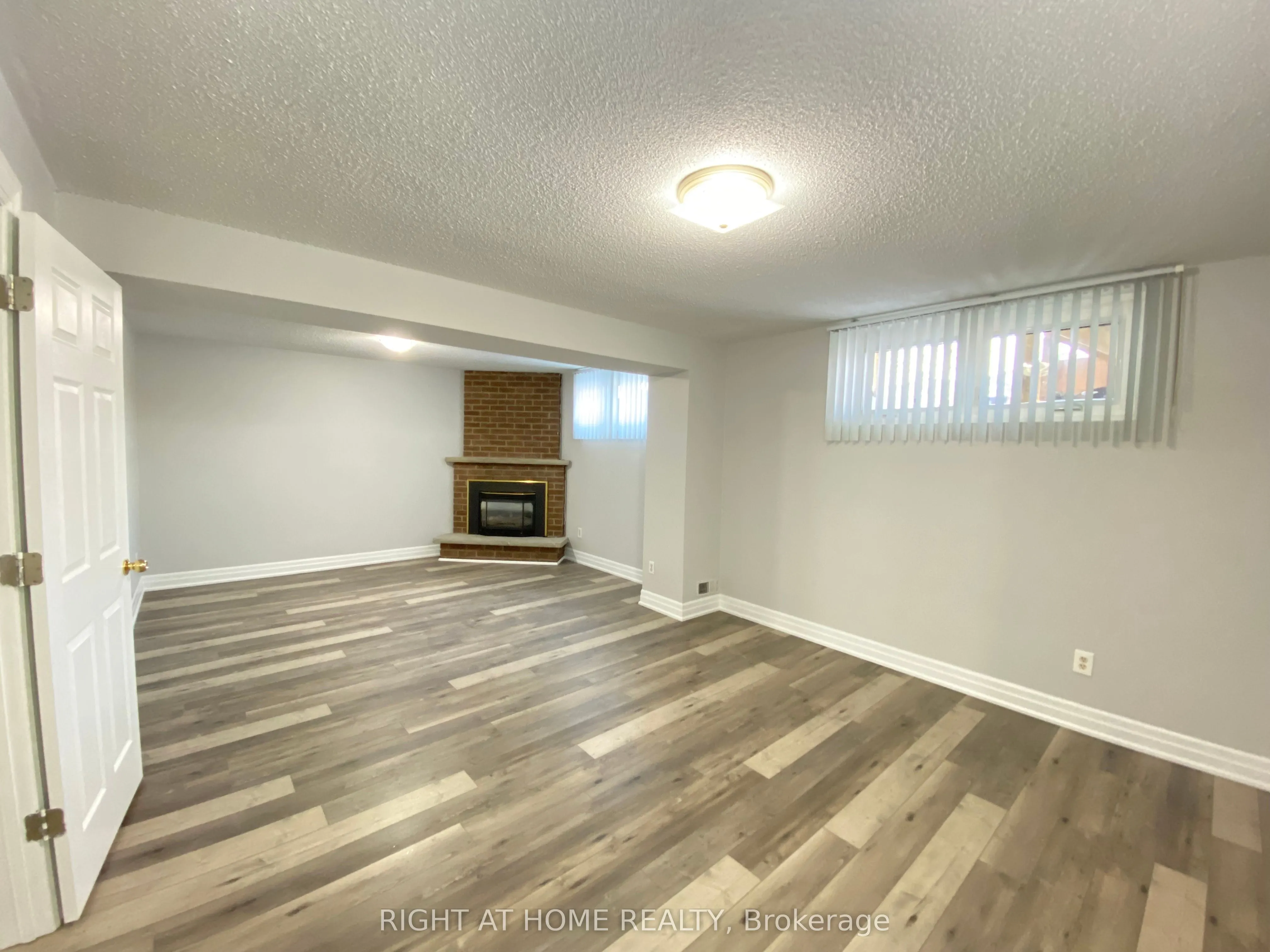 1157 Meander Court, #Lower