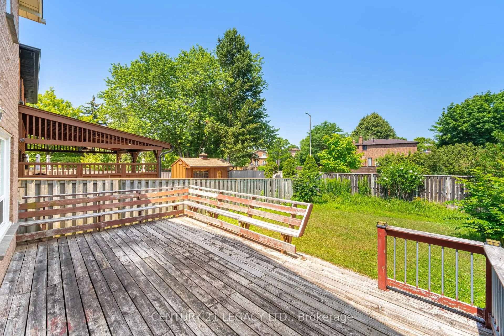 3182 Bracknell Crescent