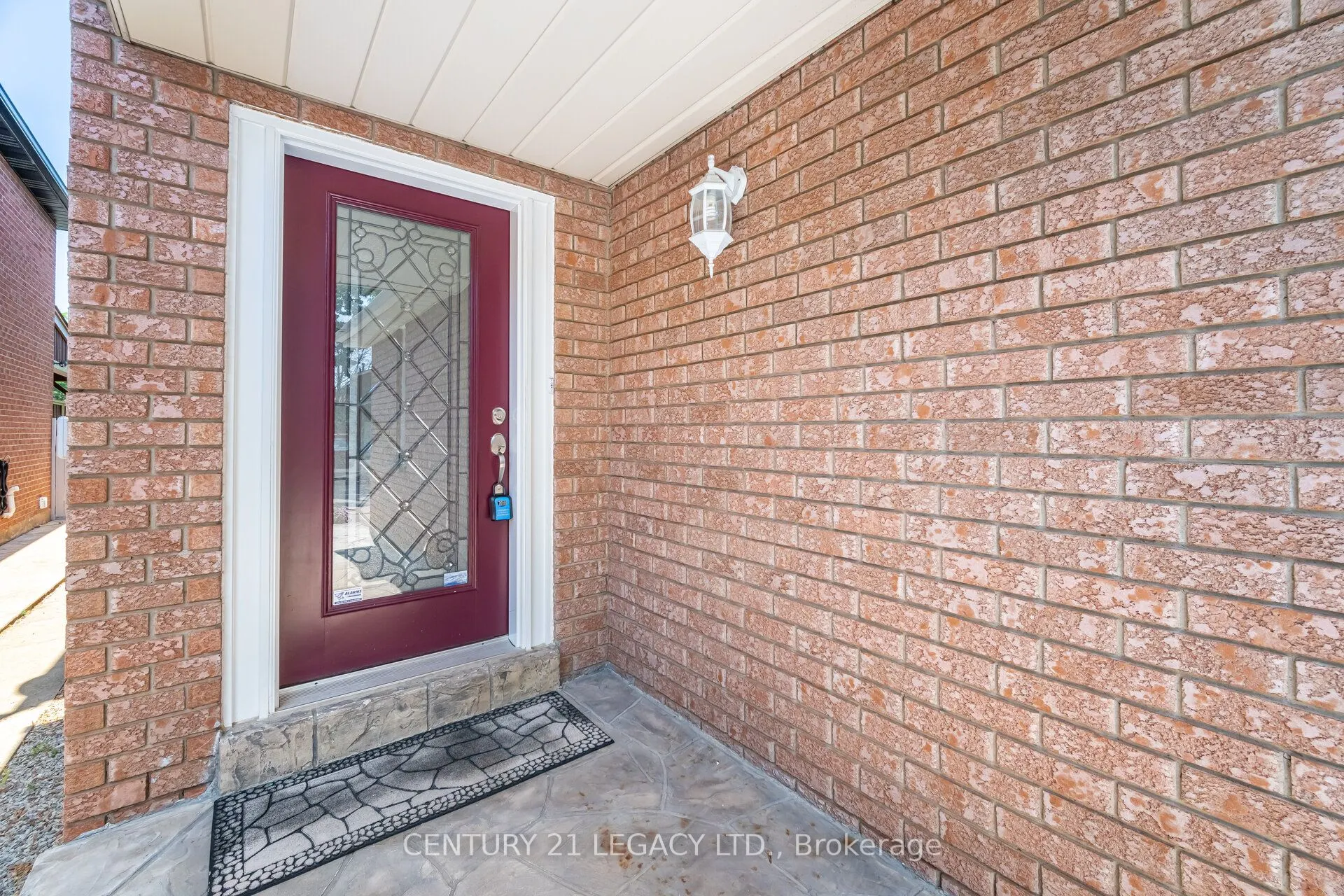 3182 Bracknell Crescent