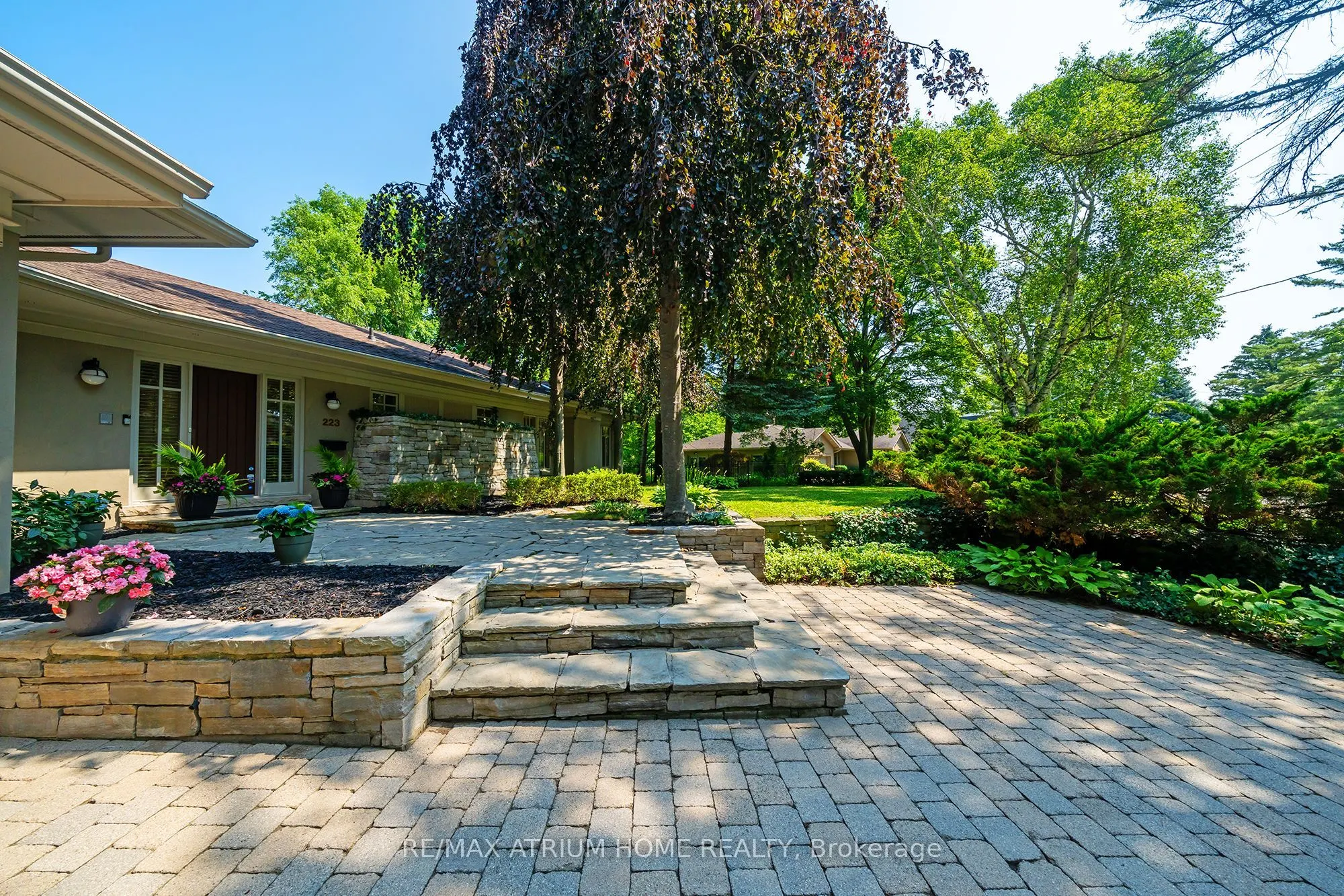 223 Trelawn Avenue