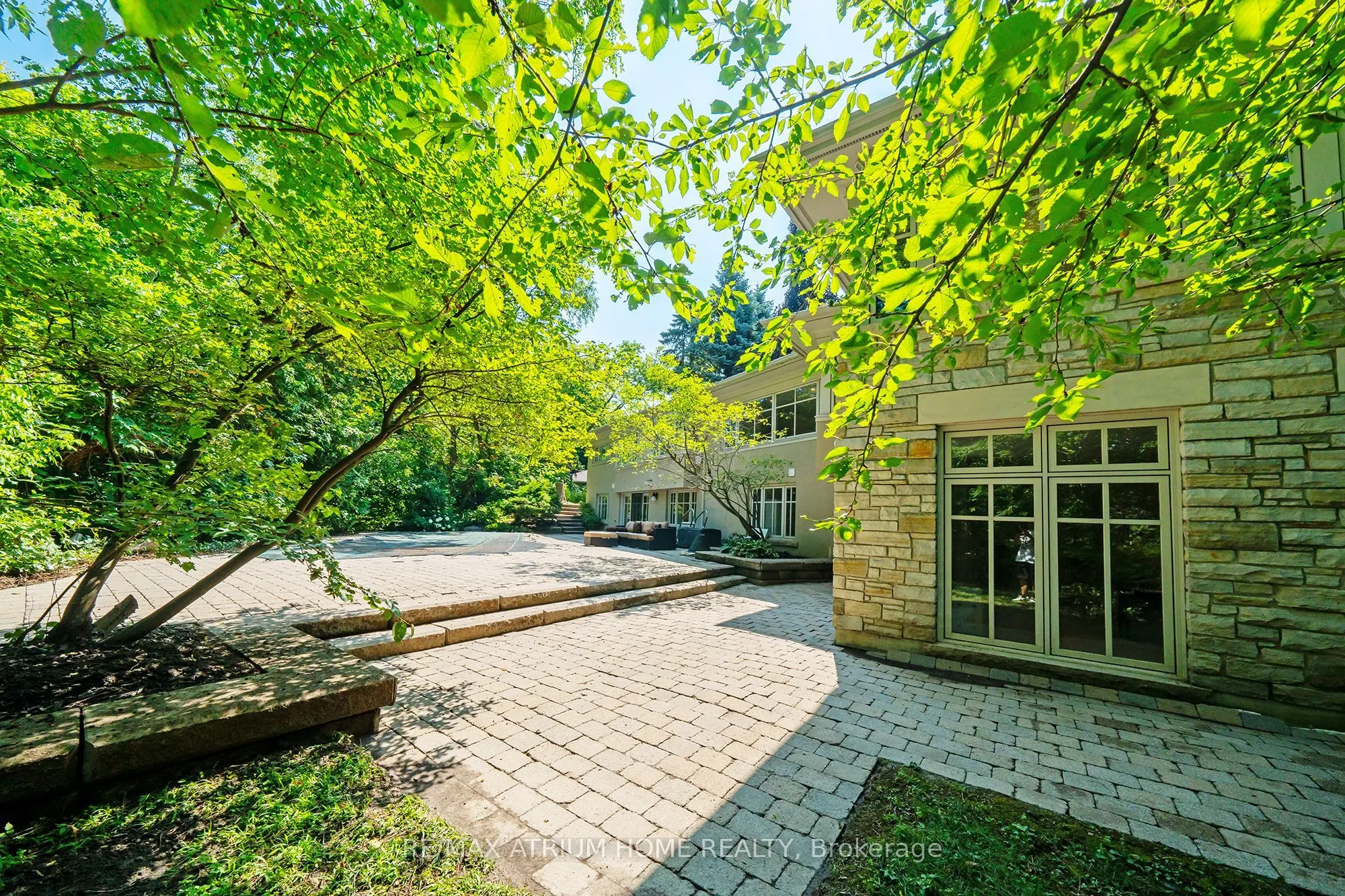 223 Trelawn Avenue