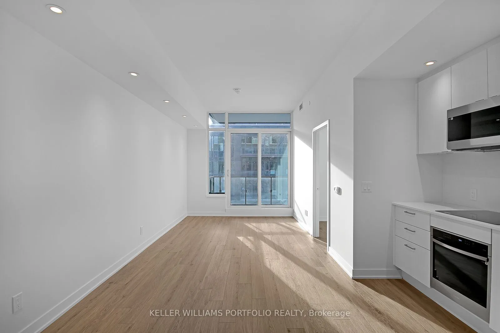 1926 Lake Shore Boulevard W, #4210