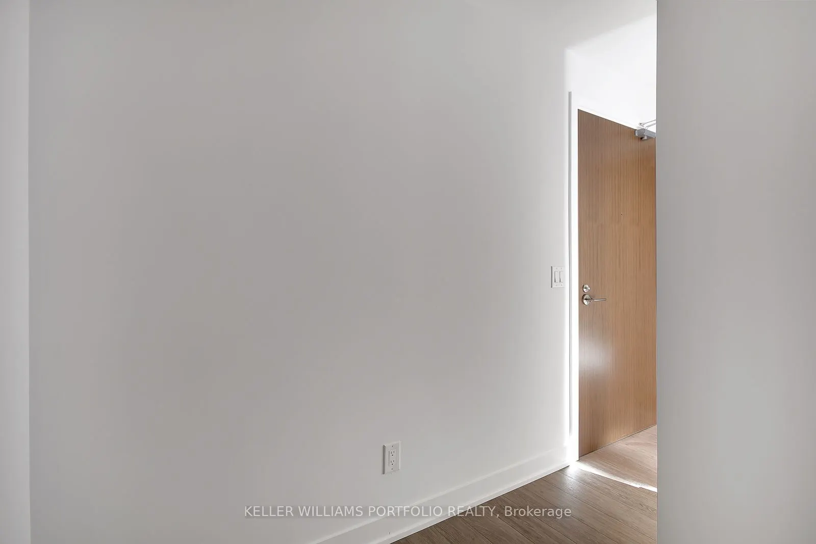 1926 Lake Shore Boulevard W, #4210