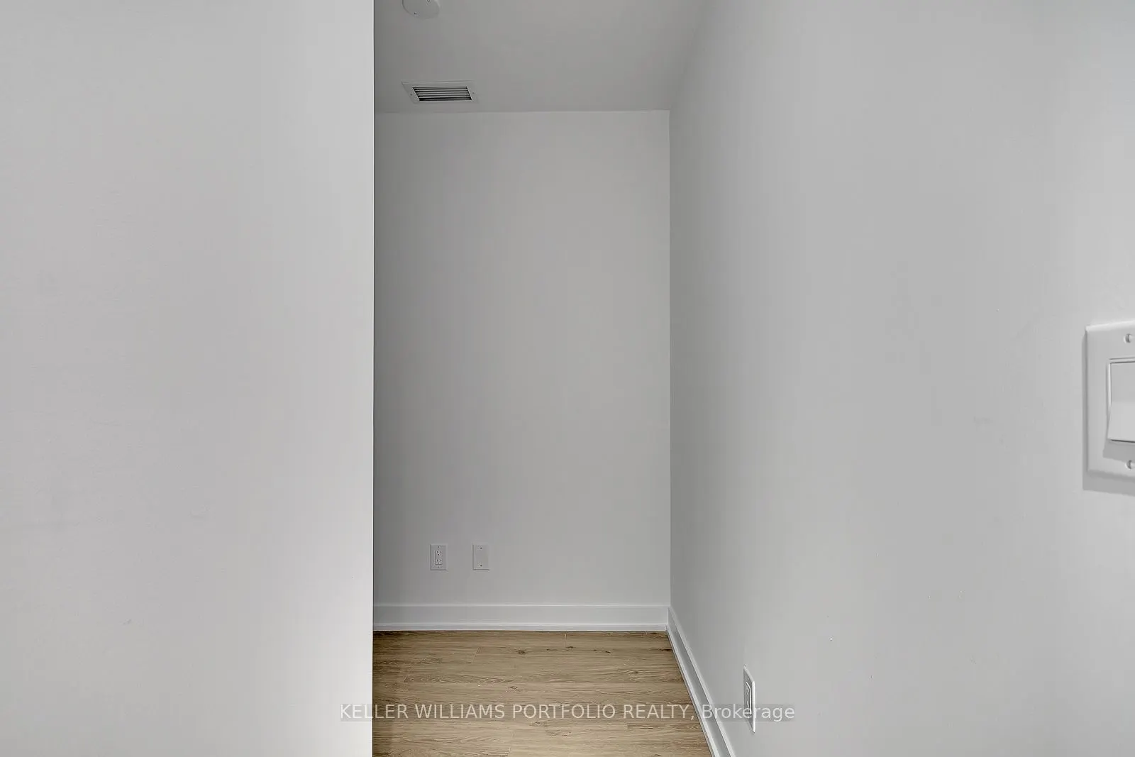1926 Lake Shore Boulevard W, #4210