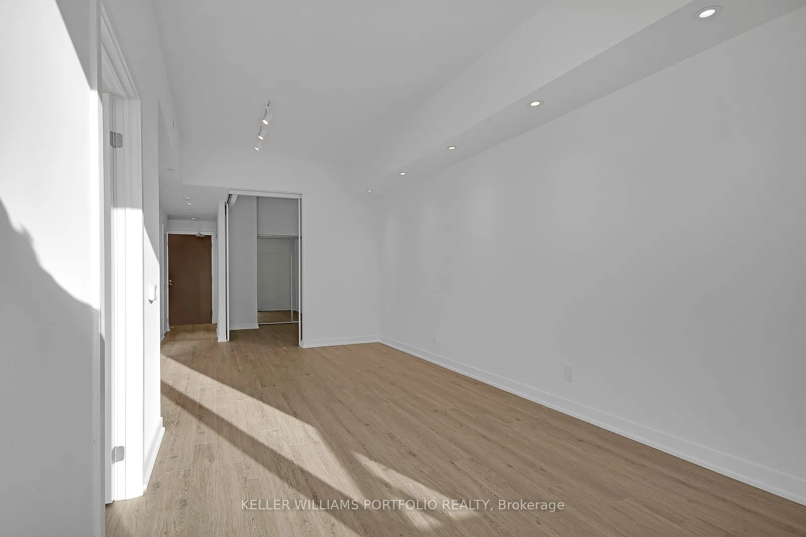 1926 Lake Shore Boulevard W, #4210