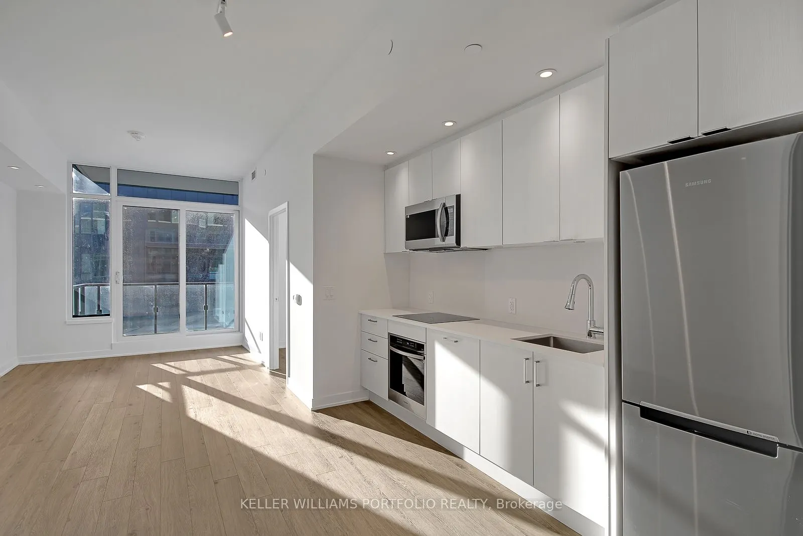 1926 Lake Shore Boulevard W, #4210