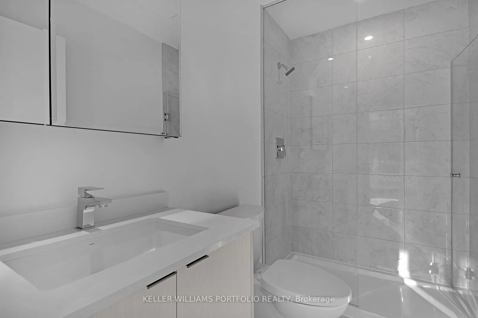 1926 Lake Shore Boulevard W, #4210