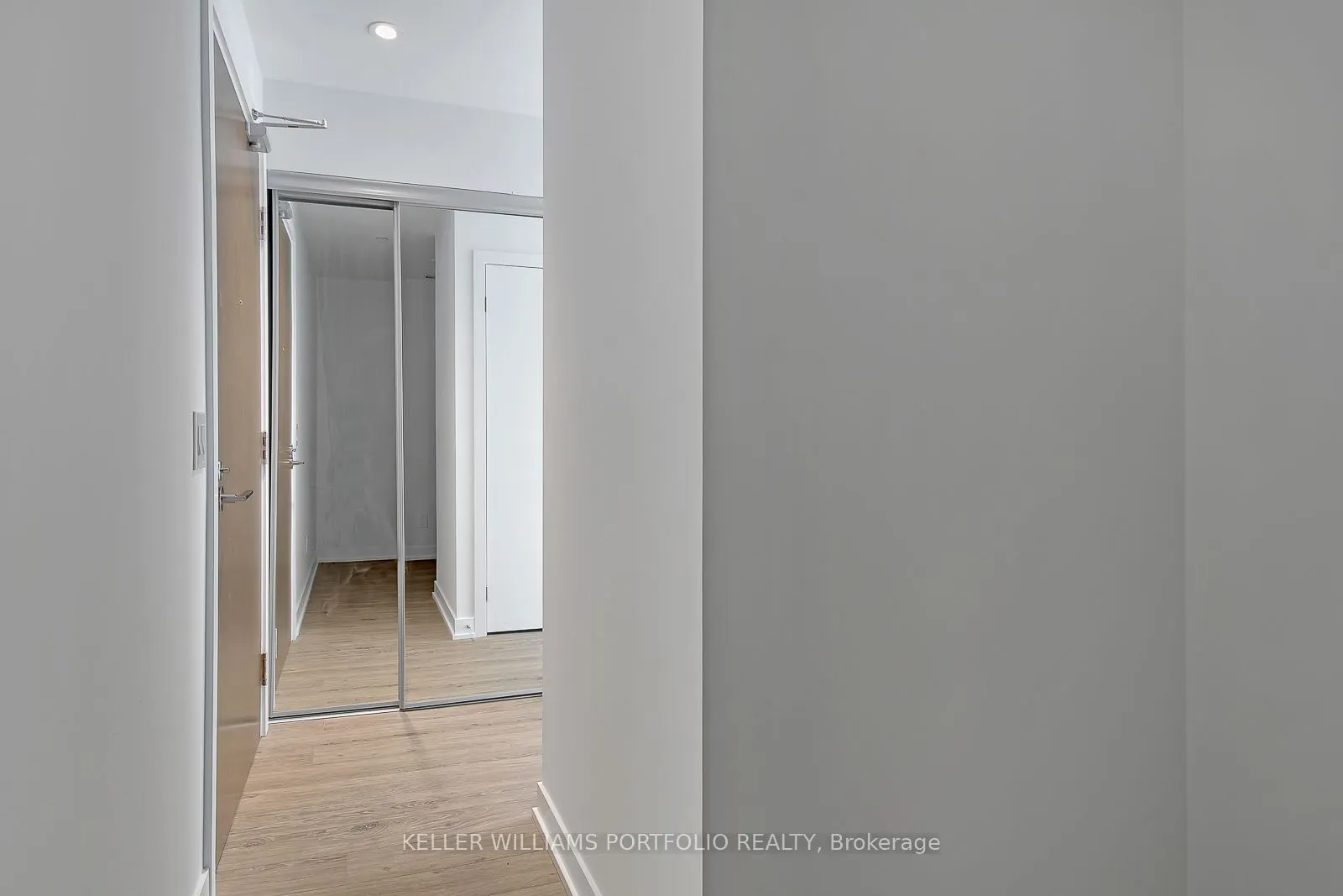 1926 Lake Shore Boulevard W, #4210