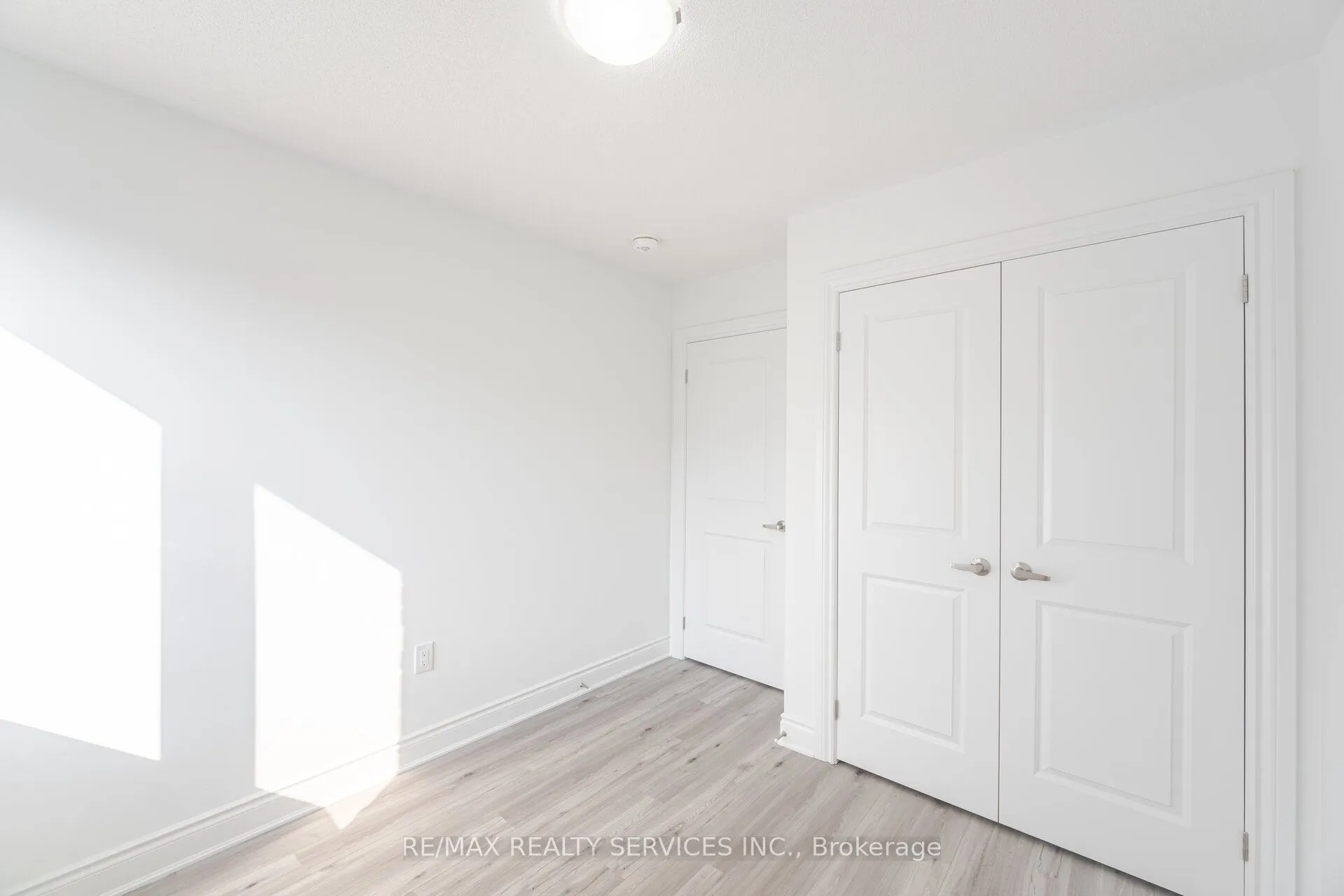 5184 Viola Desmond Drive