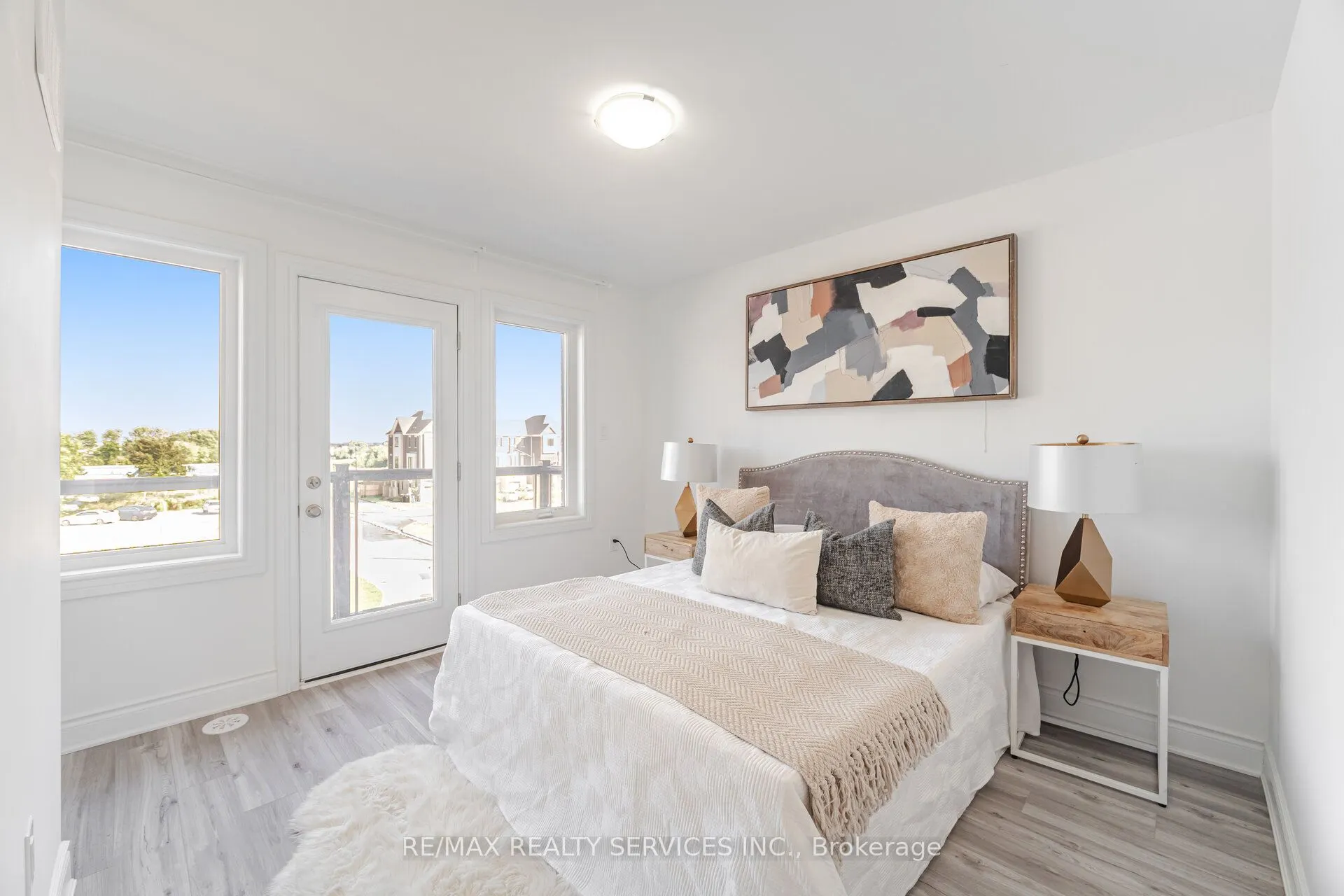 5184 Viola Desmond Drive