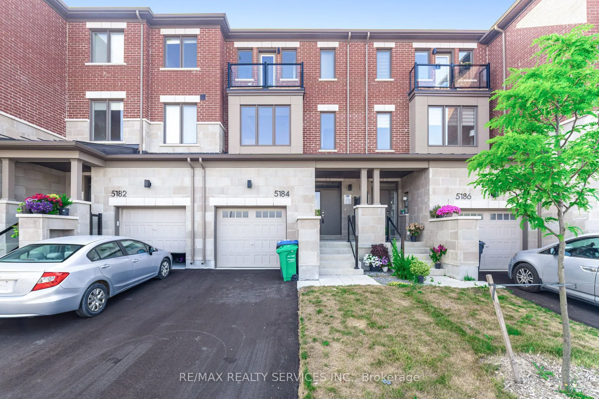 5184 Viola Desmond Drive