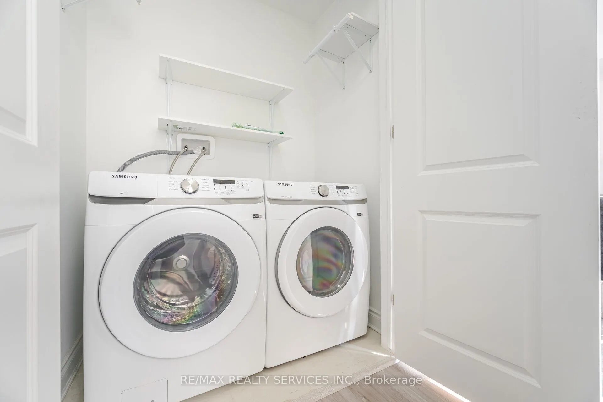 5184 Viola Desmond Drive