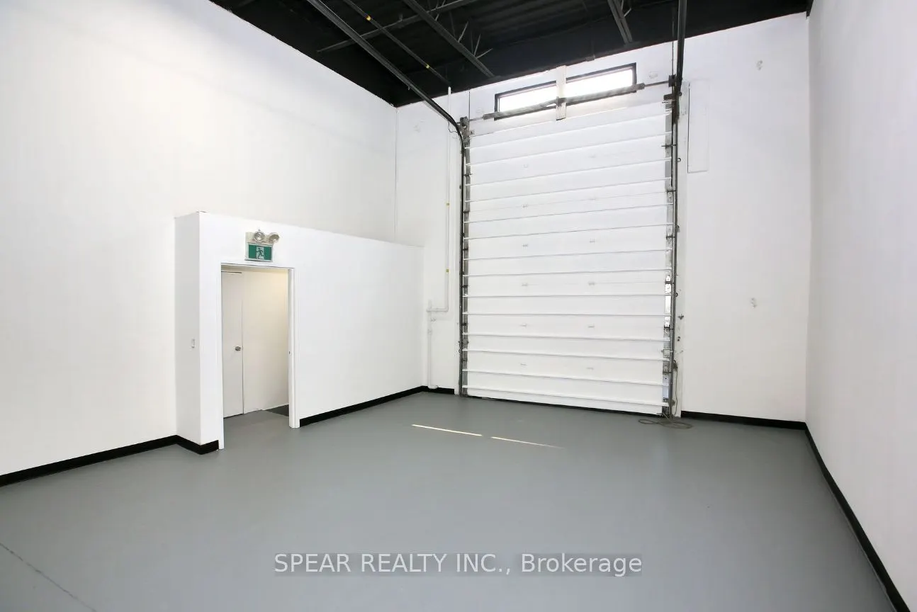 120 Norfinch Drive, #16