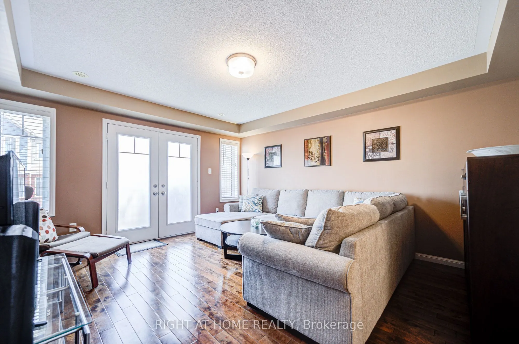 6020 Derry Road, #31