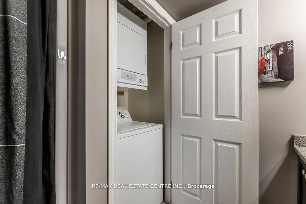 1360 Main Street E, #409