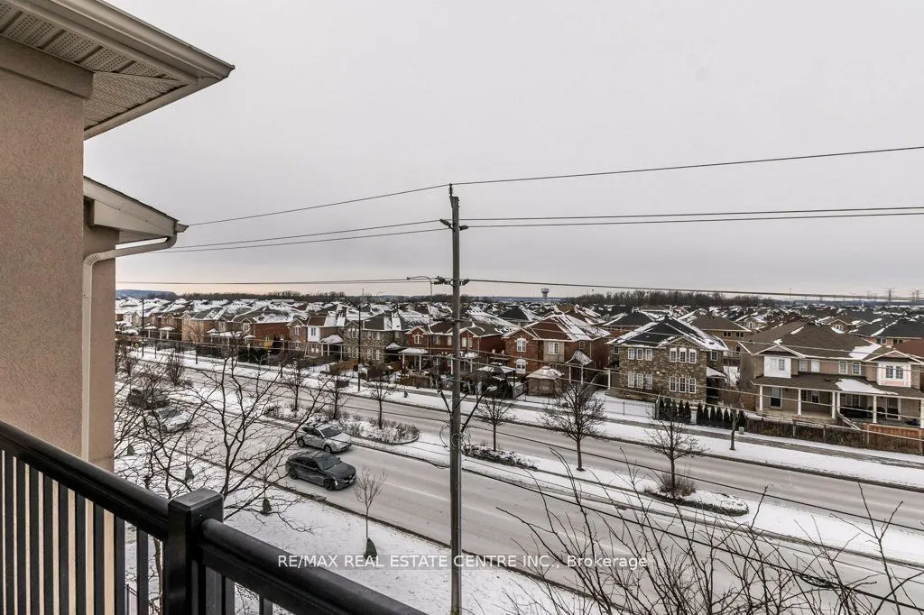 1360 Main Street E, #409