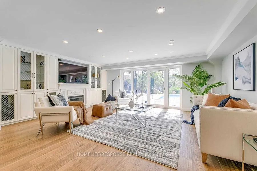 3640 BURNBRAE Drive