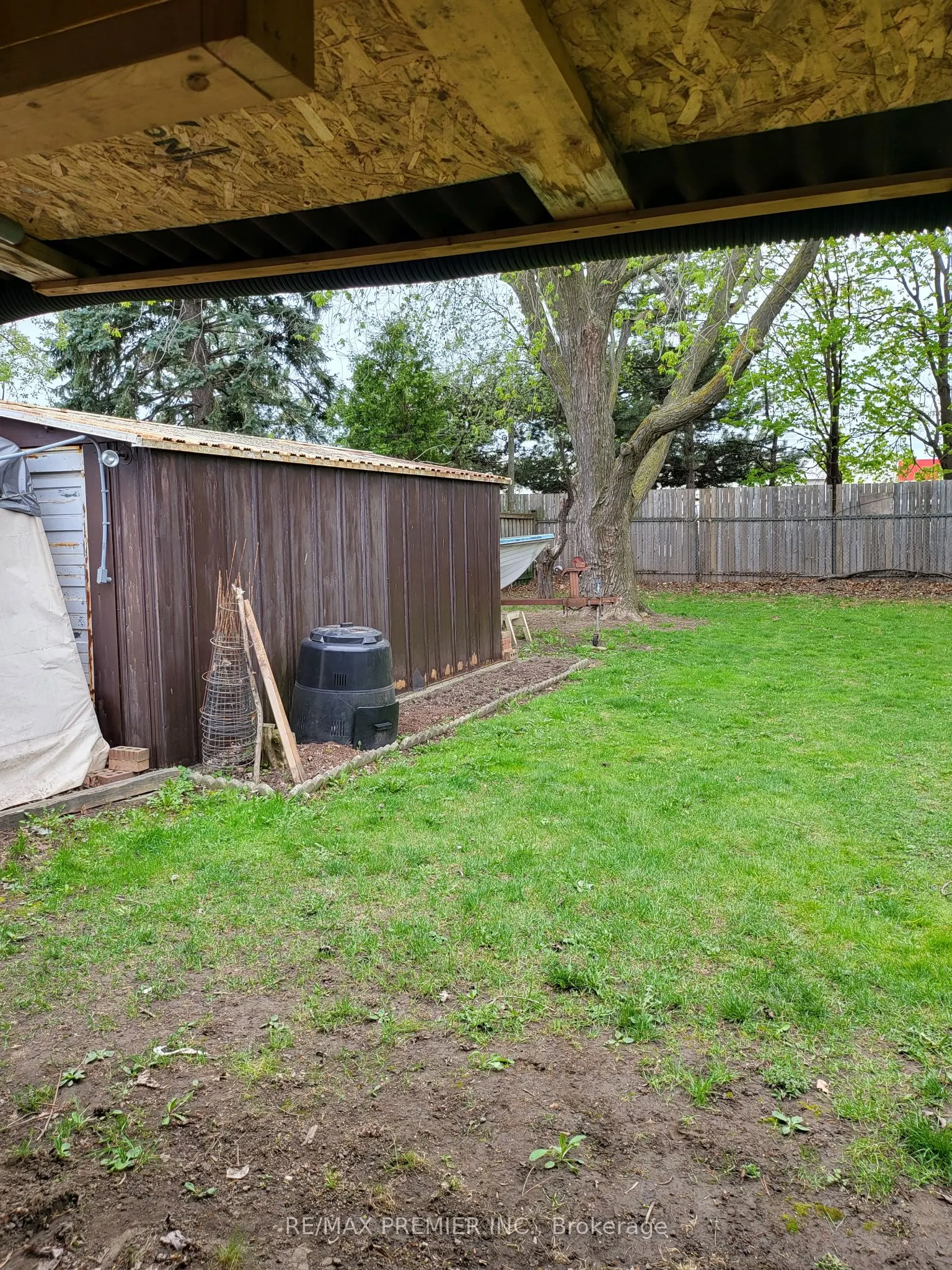 53 Rosefair Crescent
