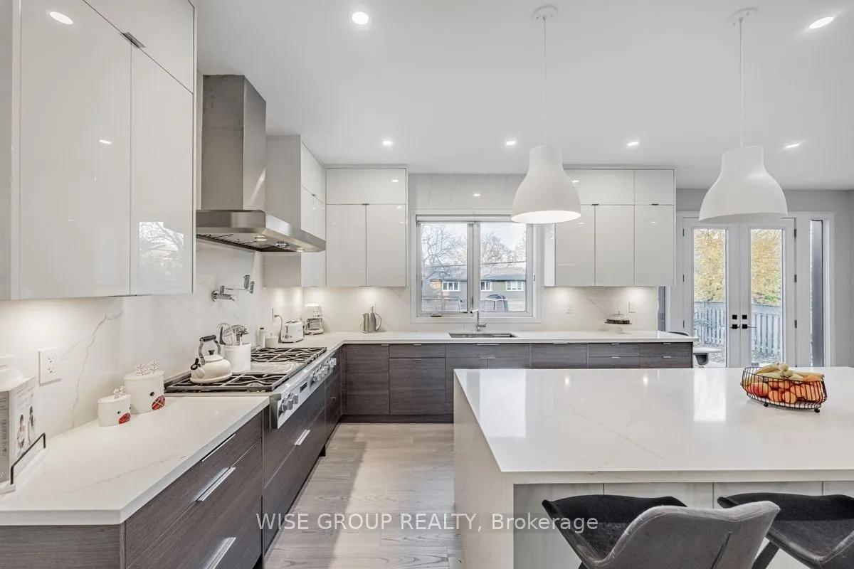 1322 Stanbury Road