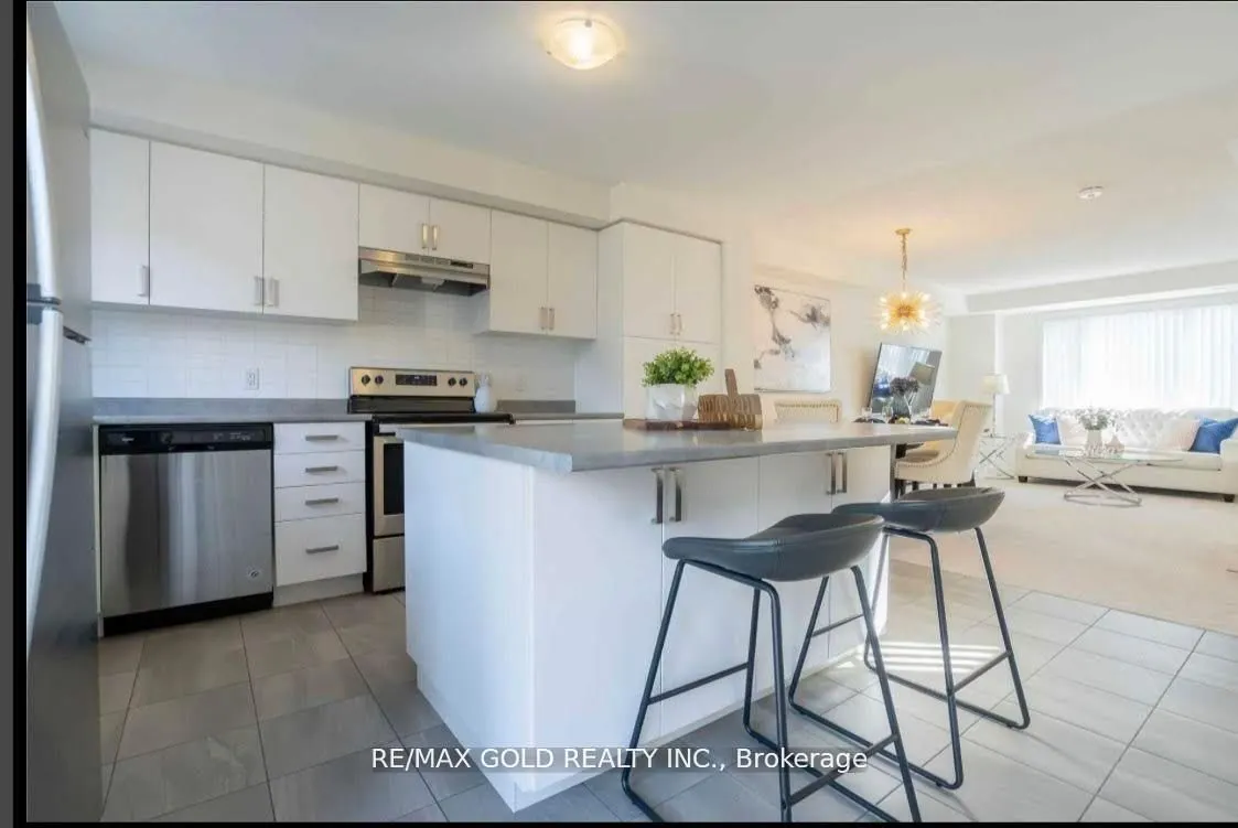 1 Beckenrose Court, #69