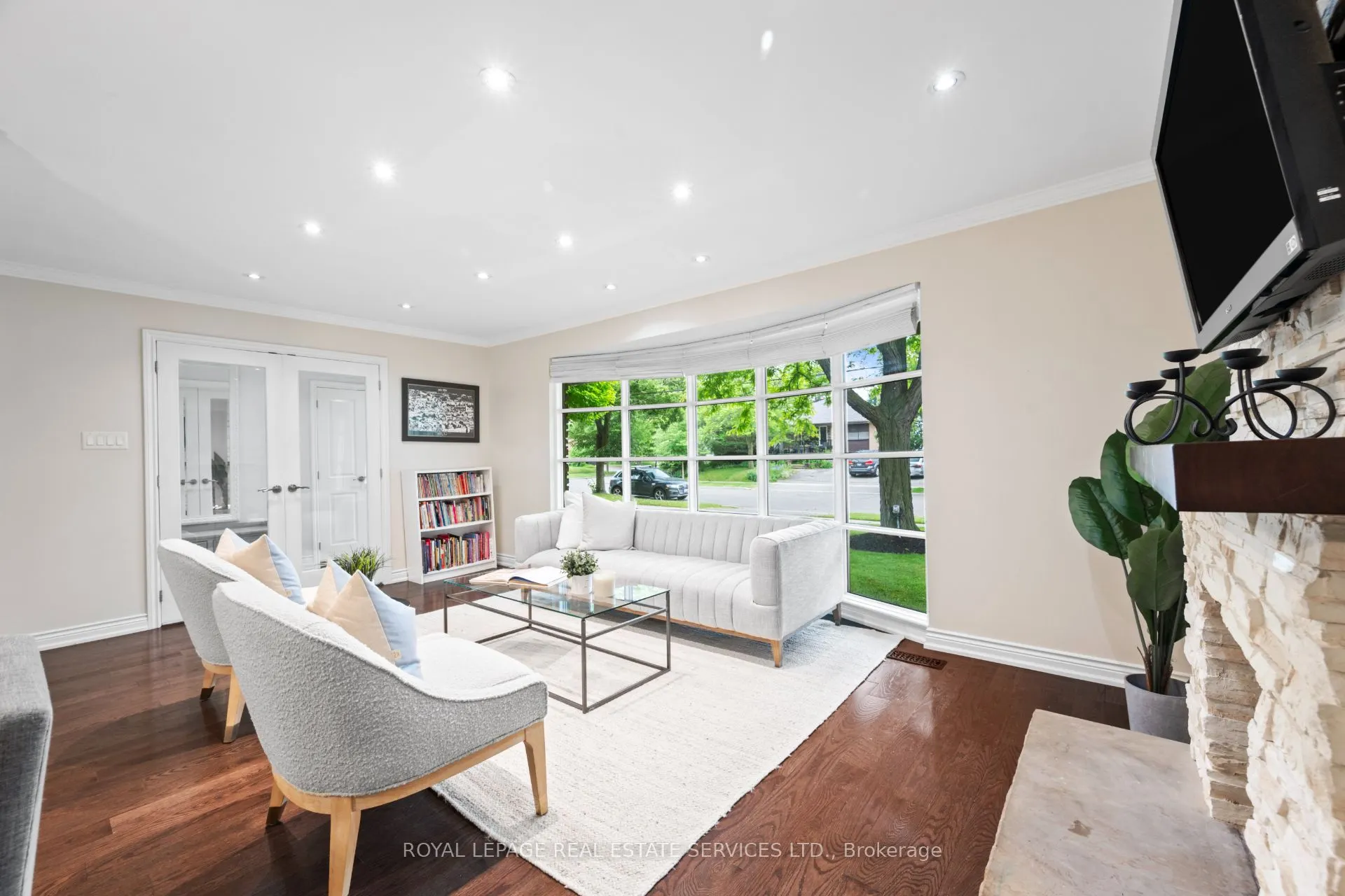 106 West Deane Park Drive