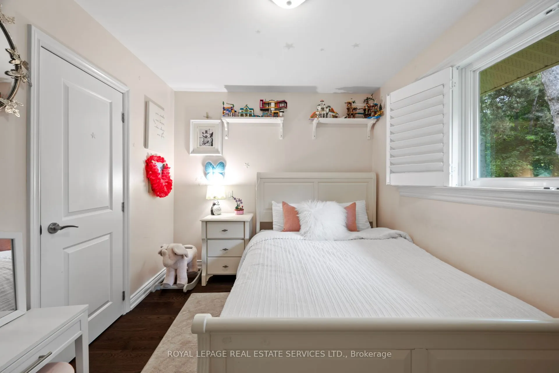 106 West Deane Park Drive