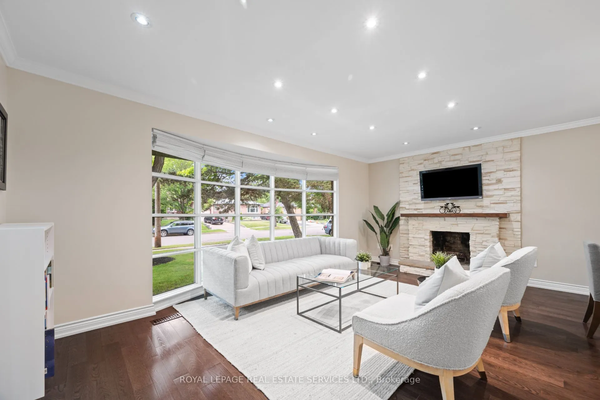 106 West Deane Park Drive