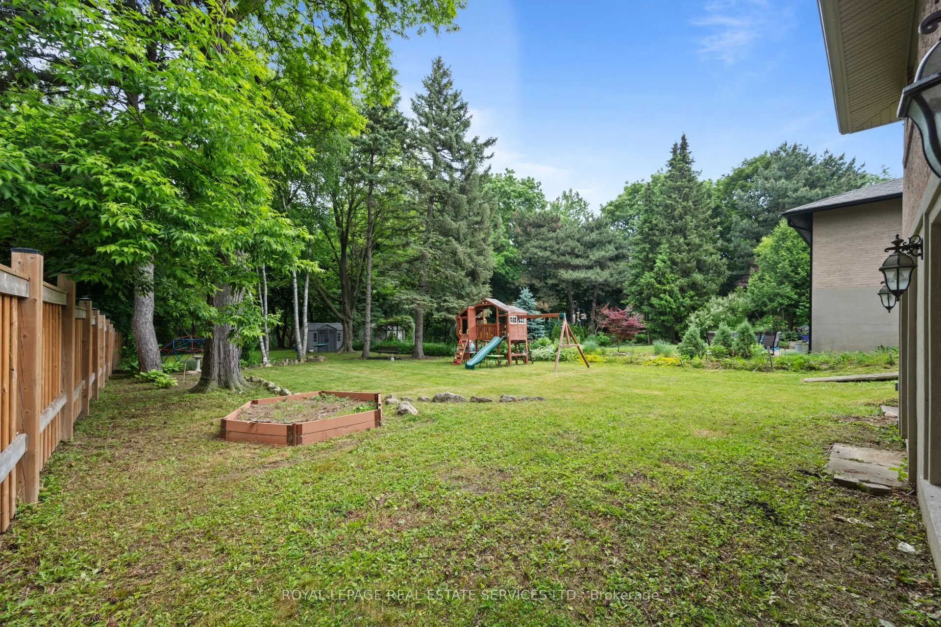 106 West Deane Park Drive
