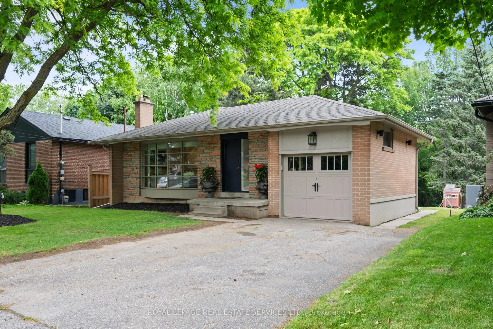 106 West Deane Park Drive