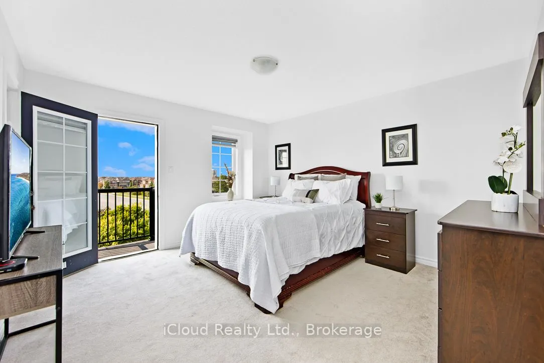 2 Pomarine Way