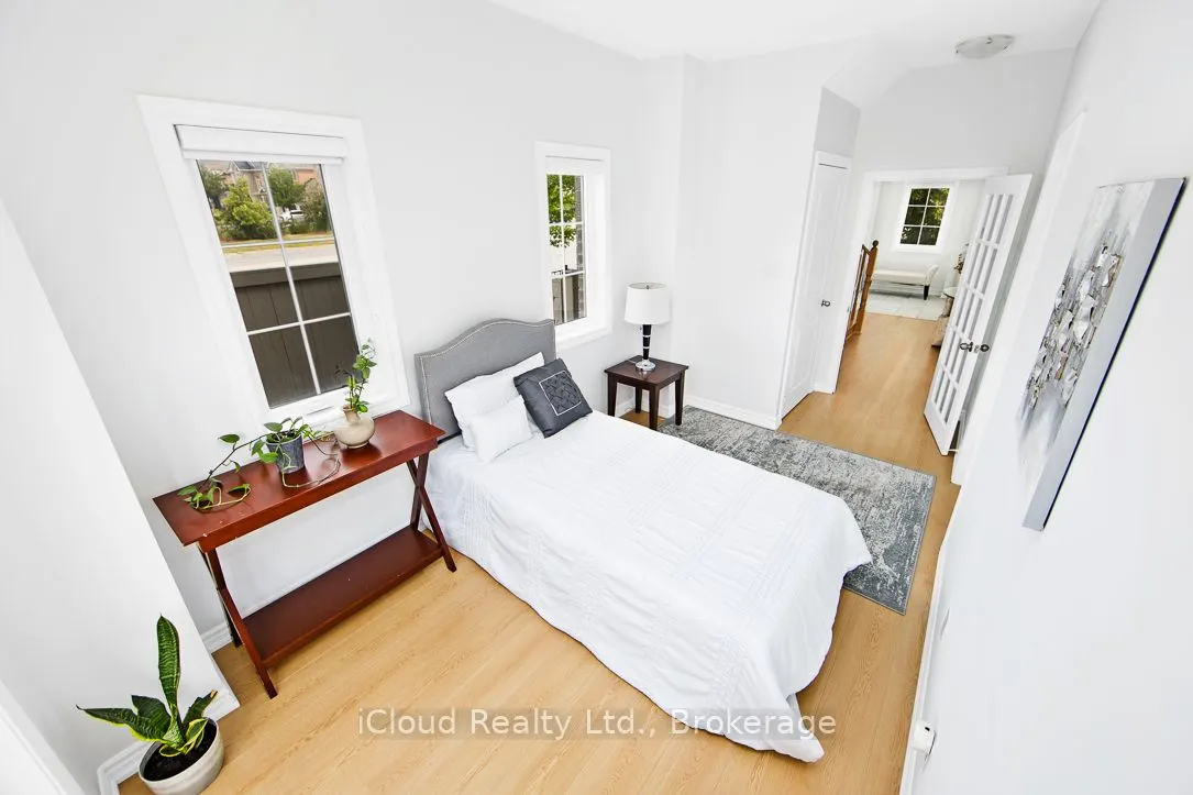 2 Pomarine Way