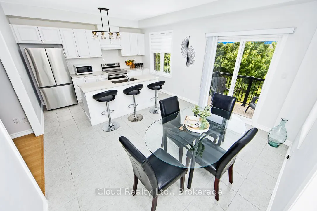 2 Pomarine Way